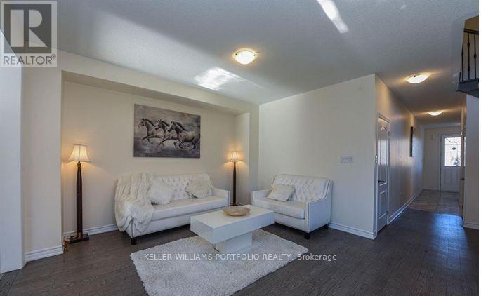 10 Hashmi Place, Brampton, Ontario  L6Y 6K1 - Photo 3 - W12491520