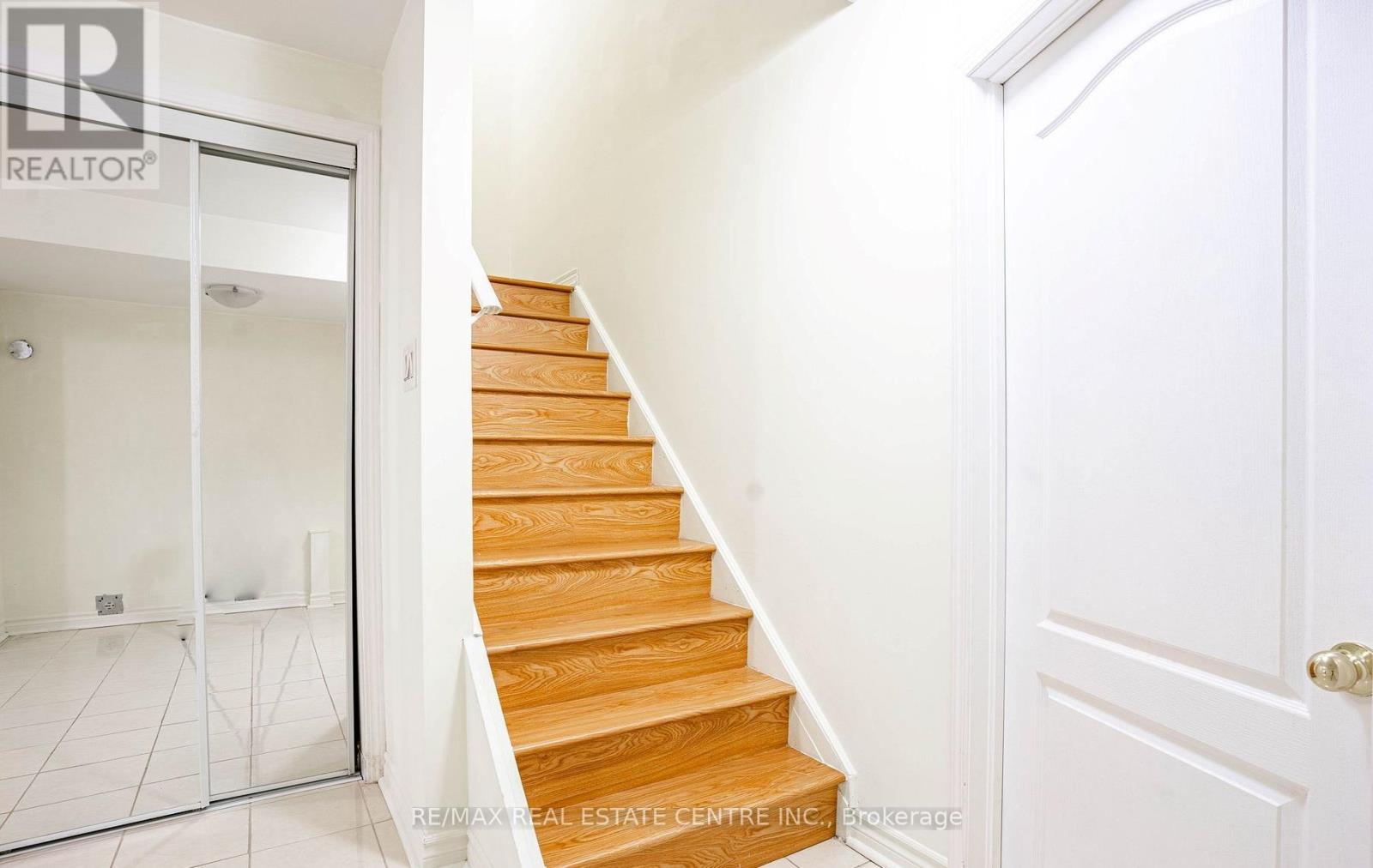 106 Silent Pond Crescent, Brampton, Ontario  L6V 4S9 - Photo 14 - W12491528