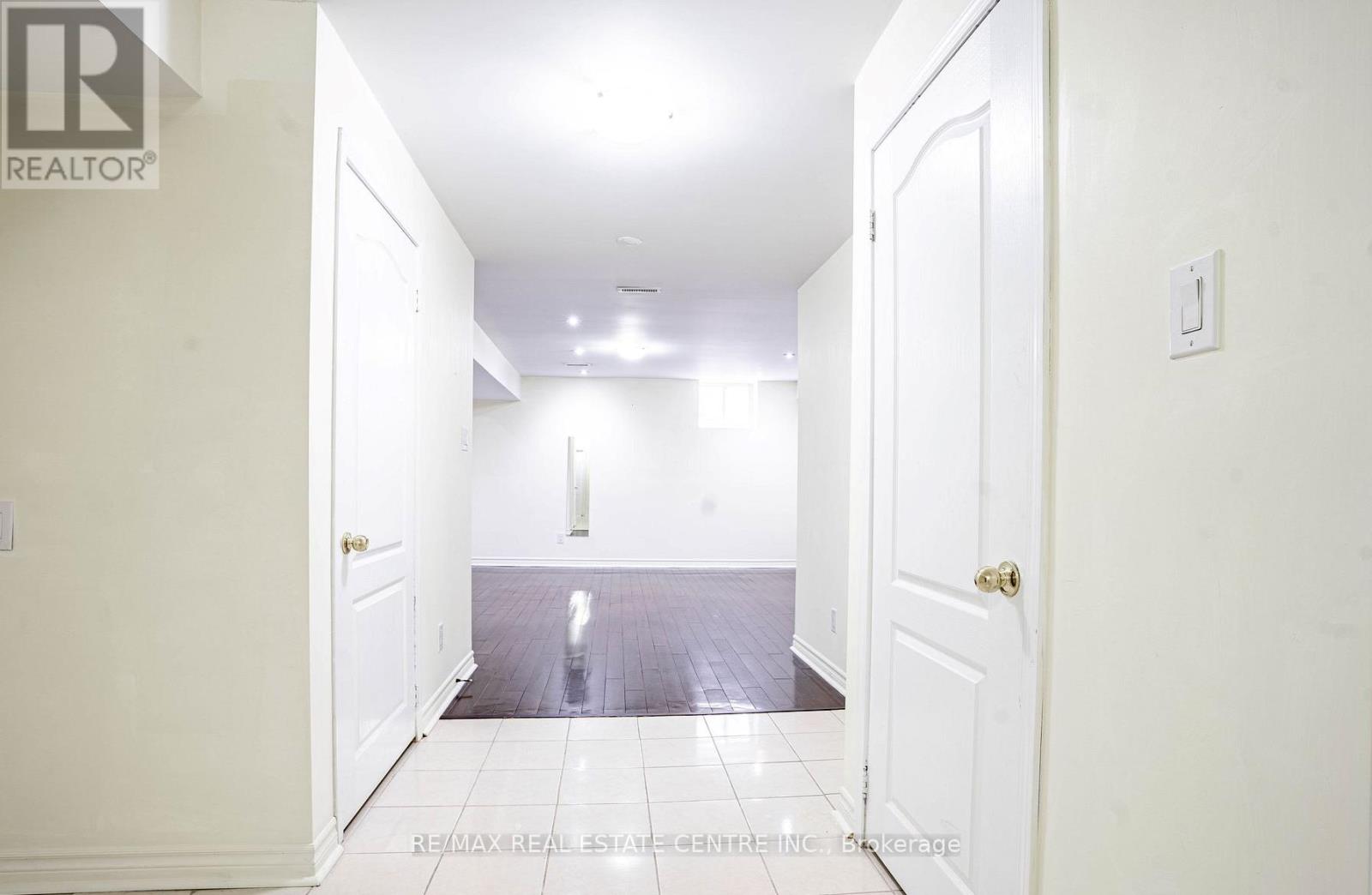 106 Silent Pond Crescent, Brampton, Ontario  L6V 4S9 - Photo 19 - W12491528