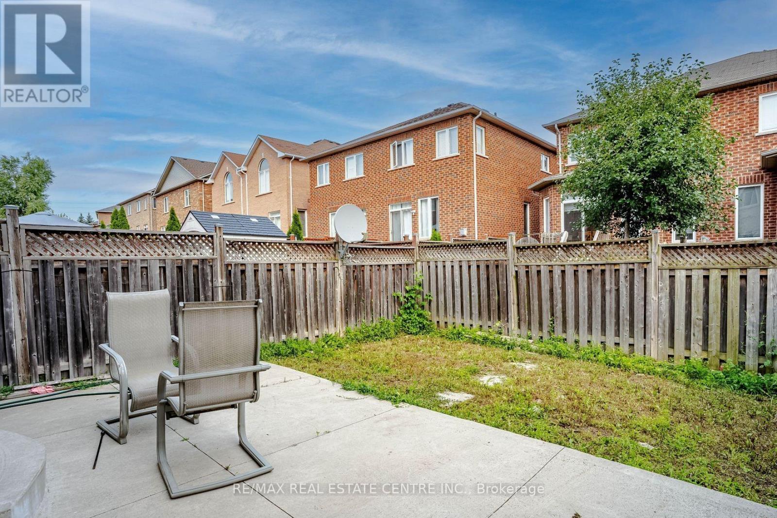 106 Silent Pond Crescent, Brampton, Ontario  L6V 4S9 - Photo 24 - W12491528