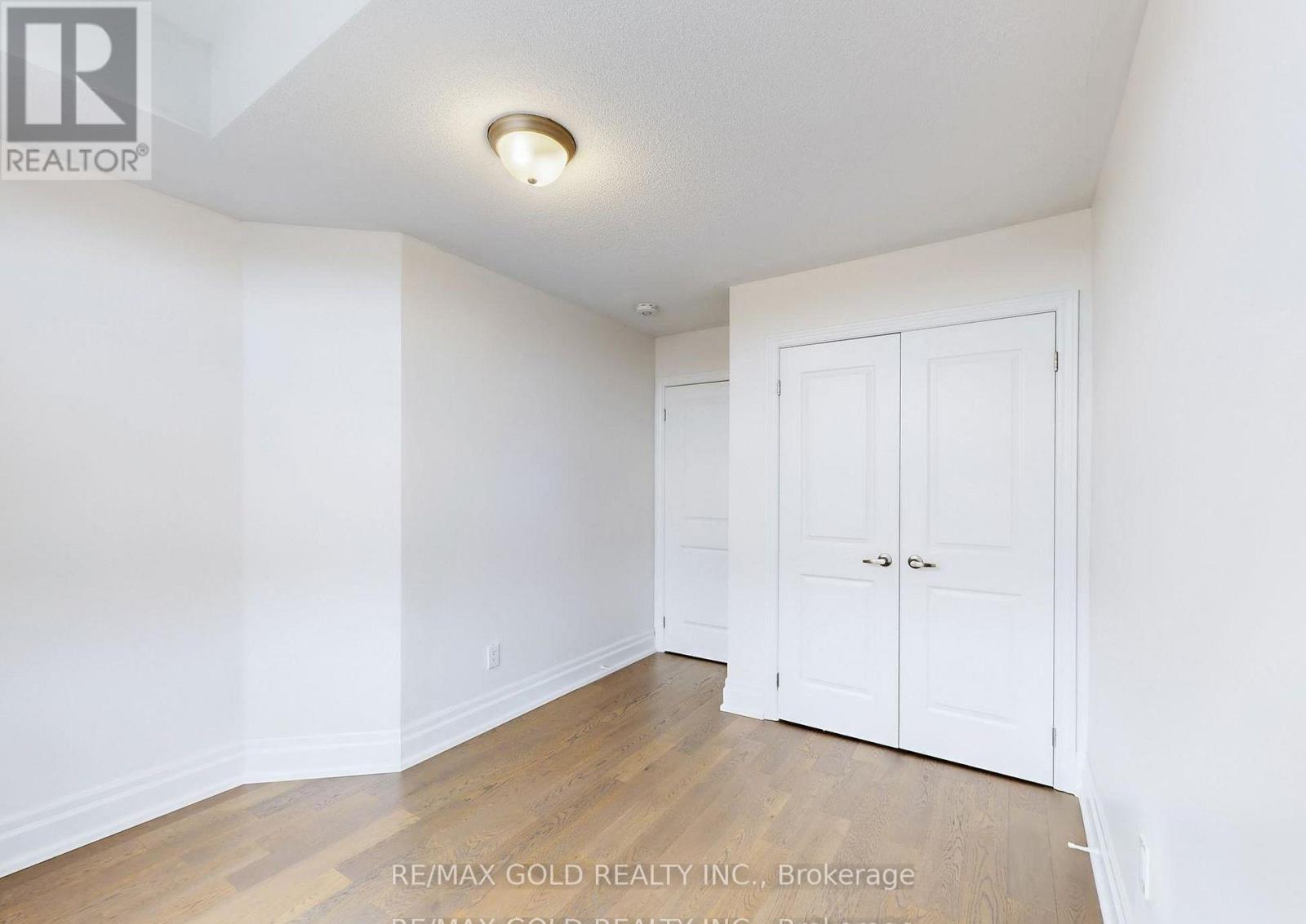 21 Gemma Place, Brampton, Ontario  L6Z 0J5 - Photo 21 - W12491534