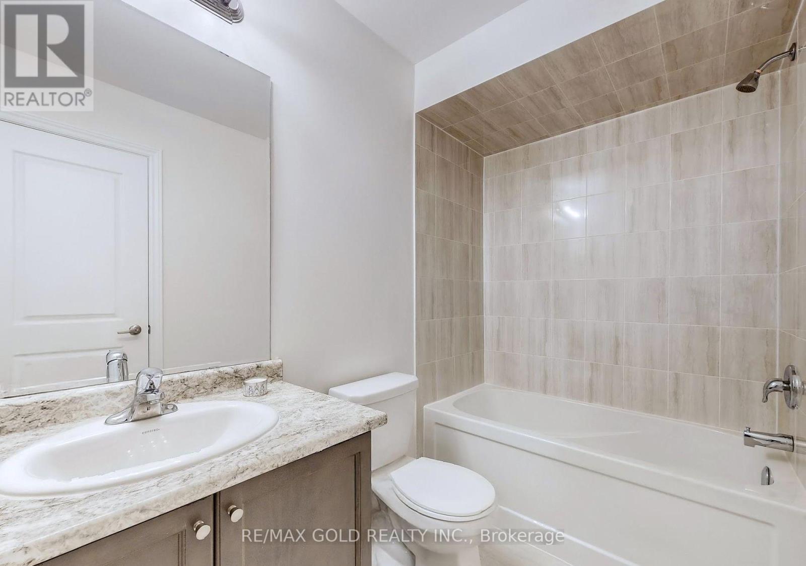 21 Gemma Place, Brampton, Ontario  L6Z 0J5 - Photo 24 - W12491534