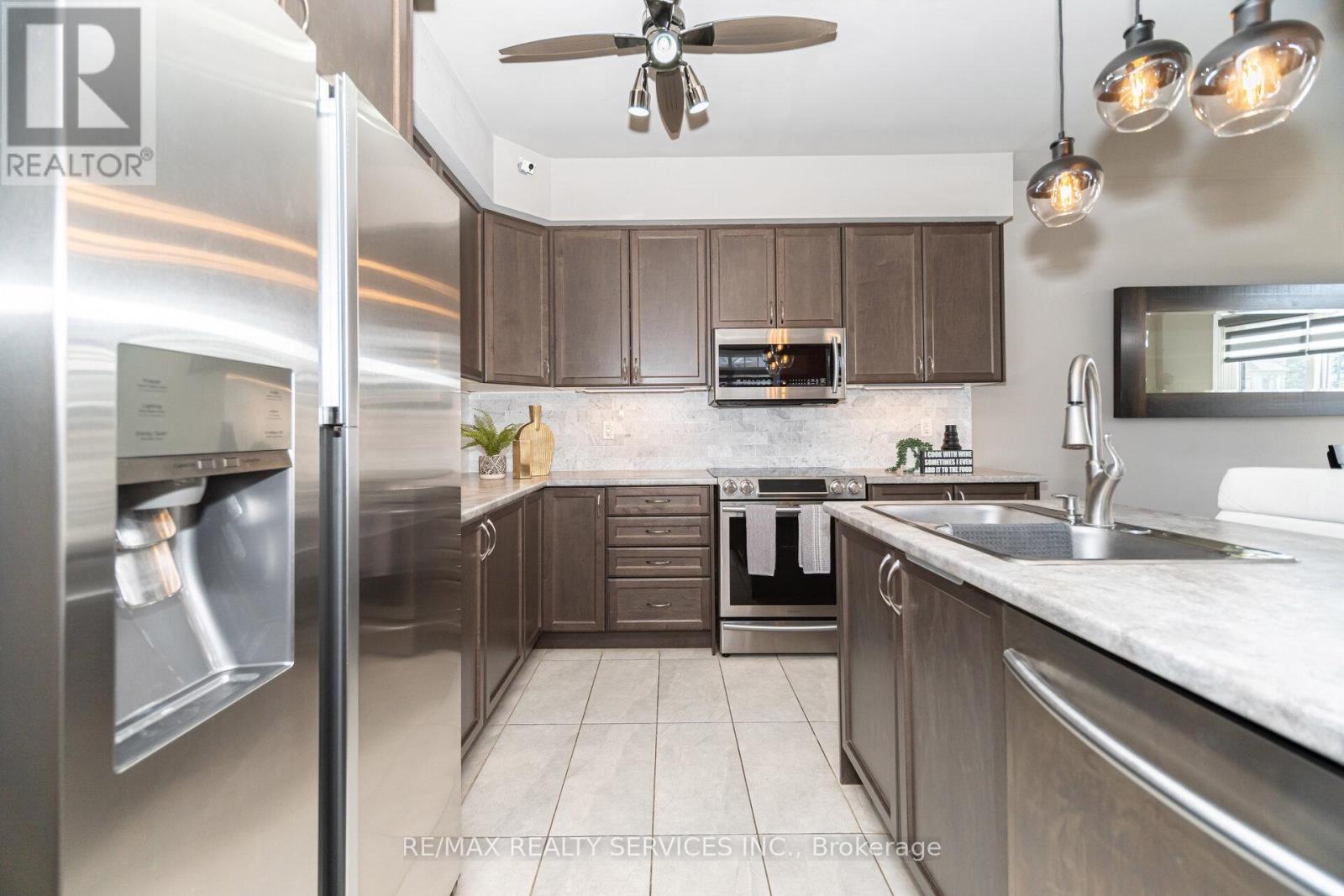 333 Remembrance Road, Brampton, Ontario  L7A 4X5 - Photo 16 - W12491554