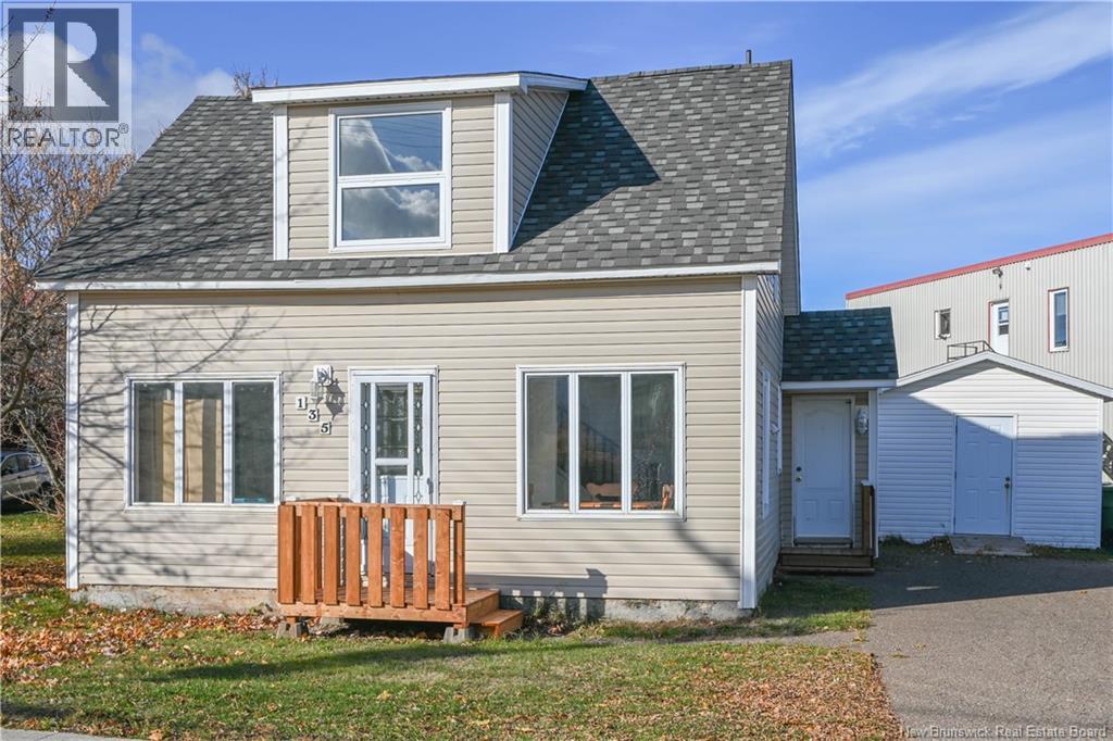 135 Degrâce, Shippagan, New Brunswick  E8S 1H3 - Photo 1 - NB129379