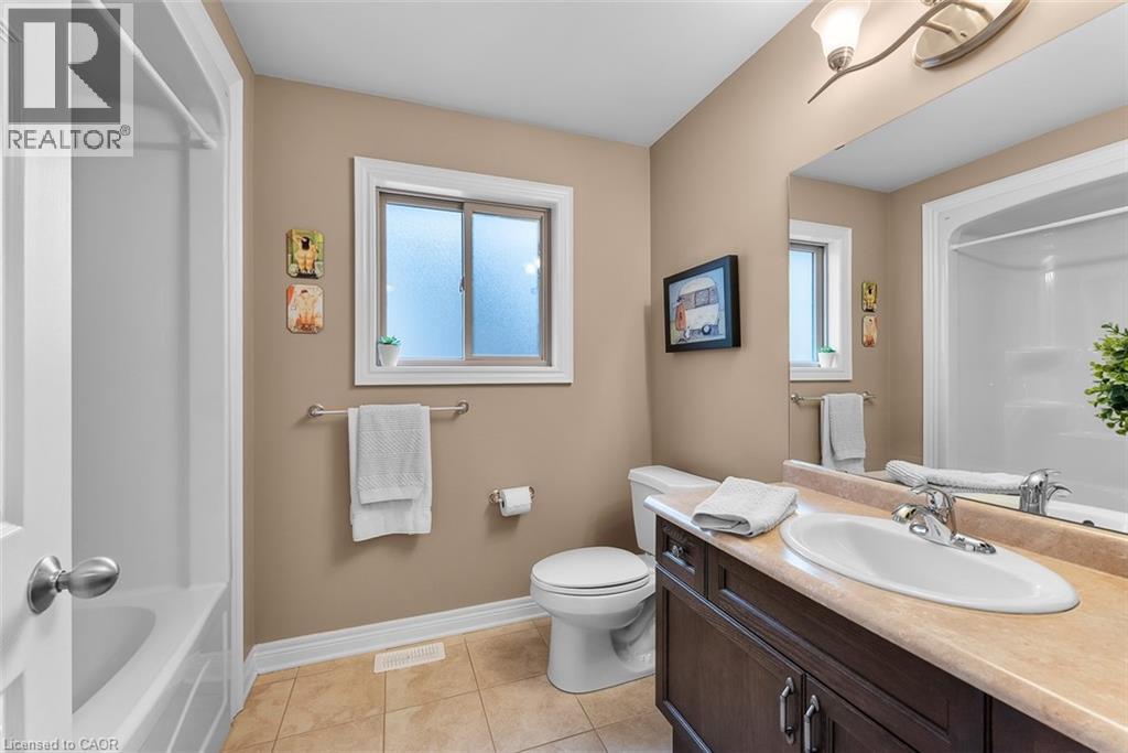 9148 Tapestry Court, Niagara Falls, Ontario  L2H 0E2 - Photo 25 - 40784174