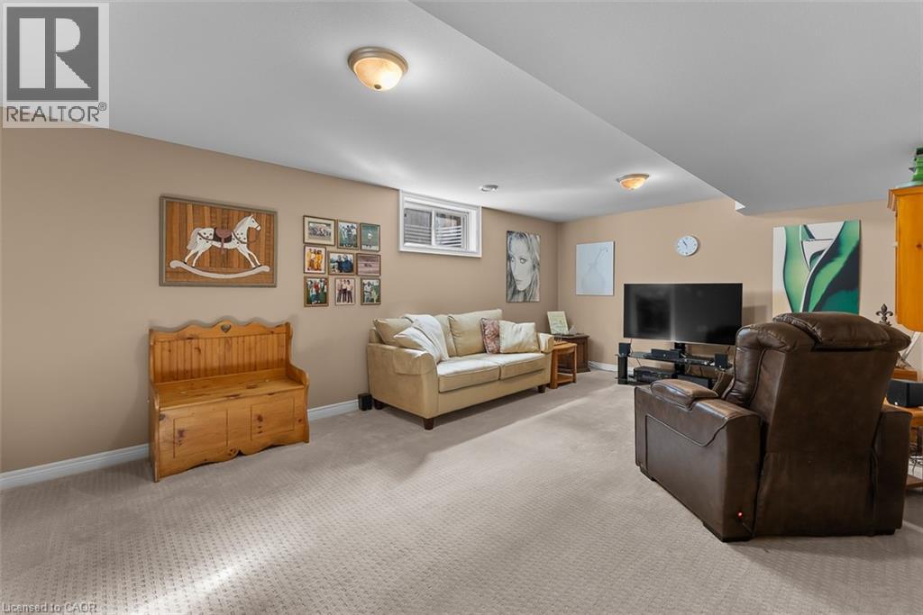 9148 Tapestry Court, Niagara Falls, Ontario  L2H 0E2 - Photo 27 - 40784174