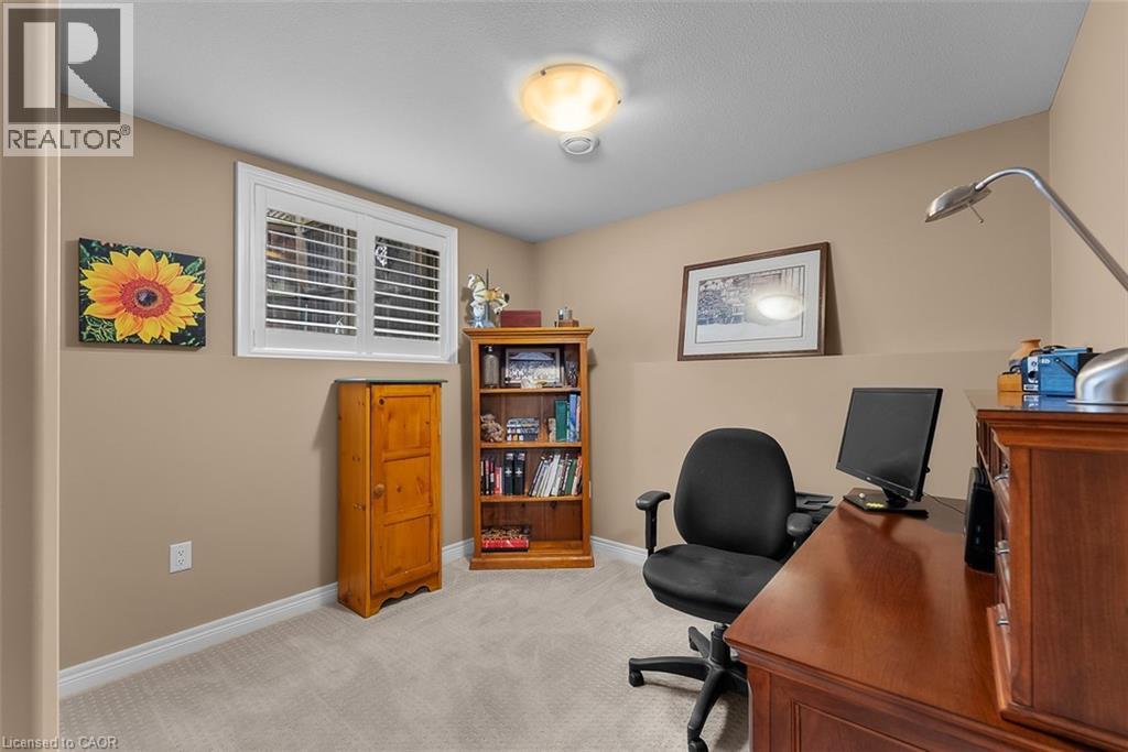 9148 Tapestry Court, Niagara Falls, Ontario  L2H 0E2 - Photo 28 - 40784174