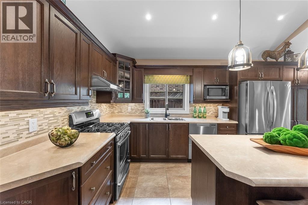 9148 Tapestry Court, Niagara Falls, Ontario  L2H 0E2 - Photo 13 - 40784174