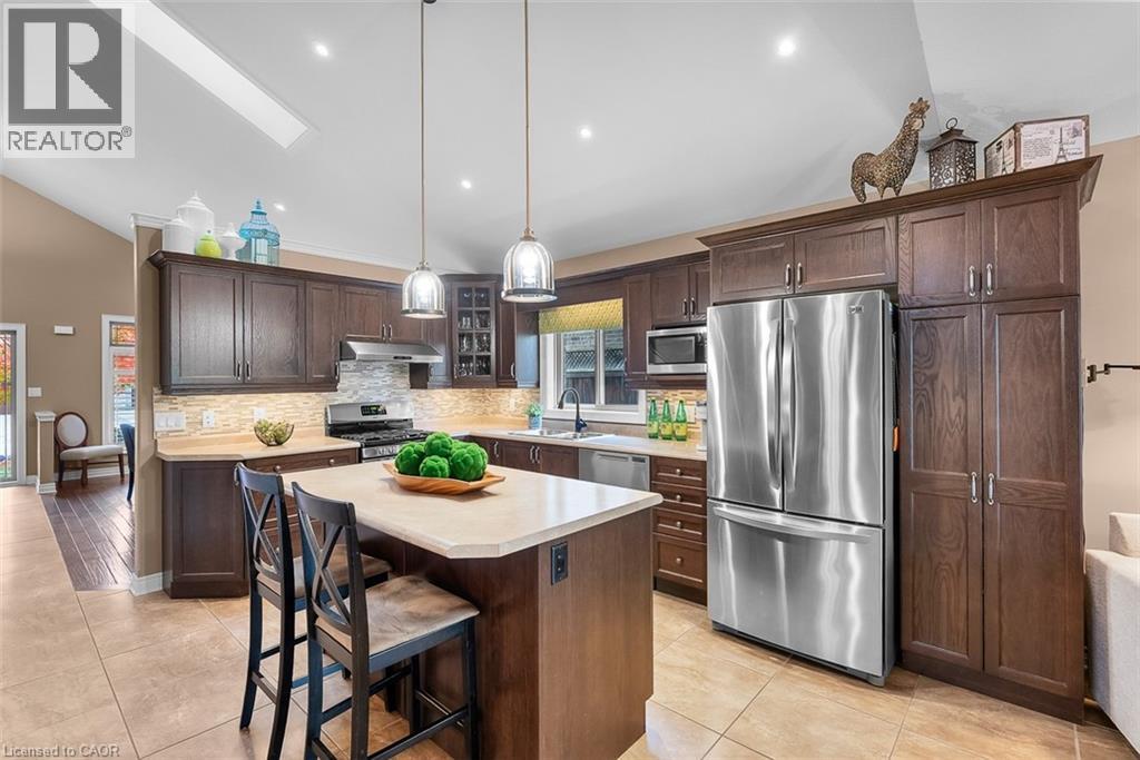 9148 Tapestry Court, Niagara Falls, Ontario  L2H 0E2 - Photo 12 - 40784174