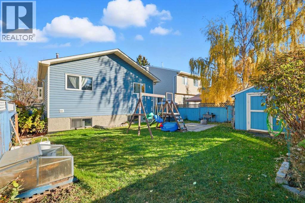 43 Macewan Glen Road Nw, Calgary, Alberta  T3K 2J3 - Photo 3 - A2253056