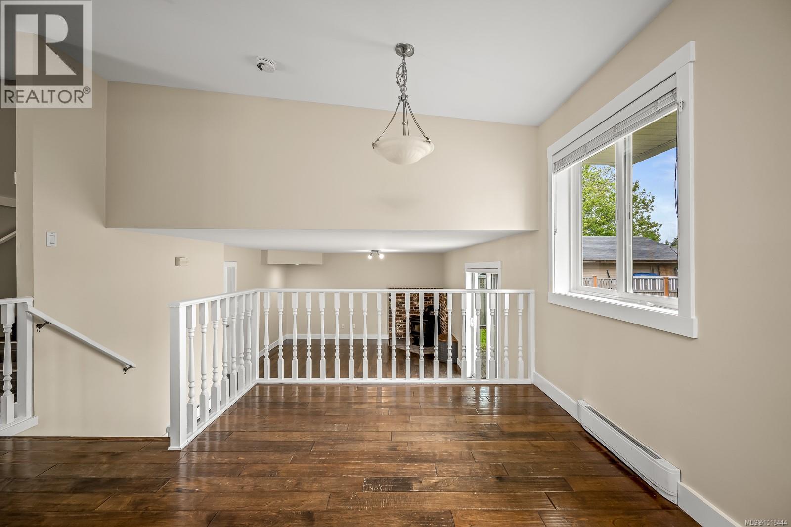 1401 22nd St, Courtenay, British Columbia  V9N 7L7 - Photo 31 - 1018444