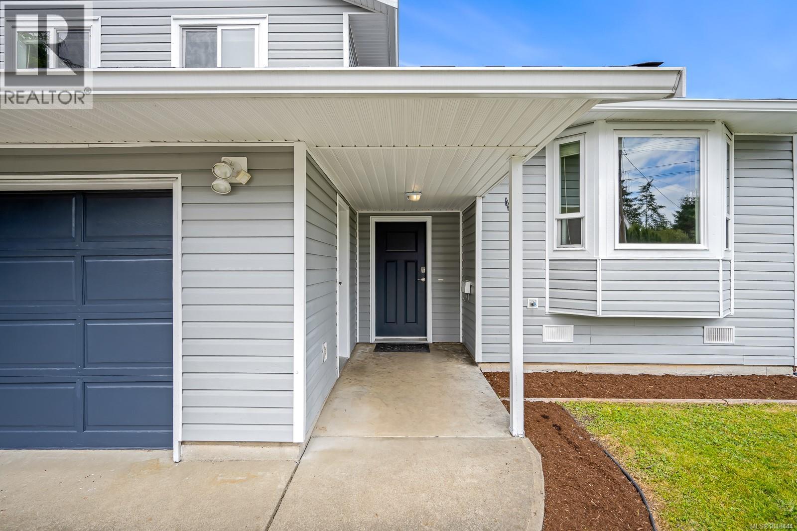 1401 22nd St, Courtenay, British Columbia  V9N 7L7 - Photo 44 - 1018444