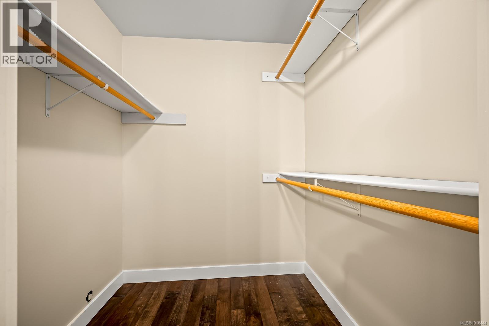 1401 22nd St, Courtenay, British Columbia  V9N 7L7 - Photo 9 - 1018444