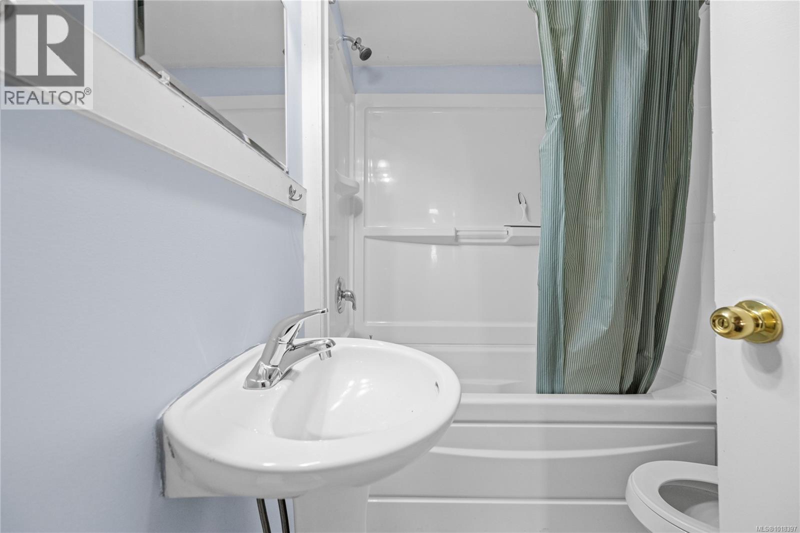 639 Kennedy St, Nanaimo, British Columbia  V9R 2J9 - Photo 7 - 1018397