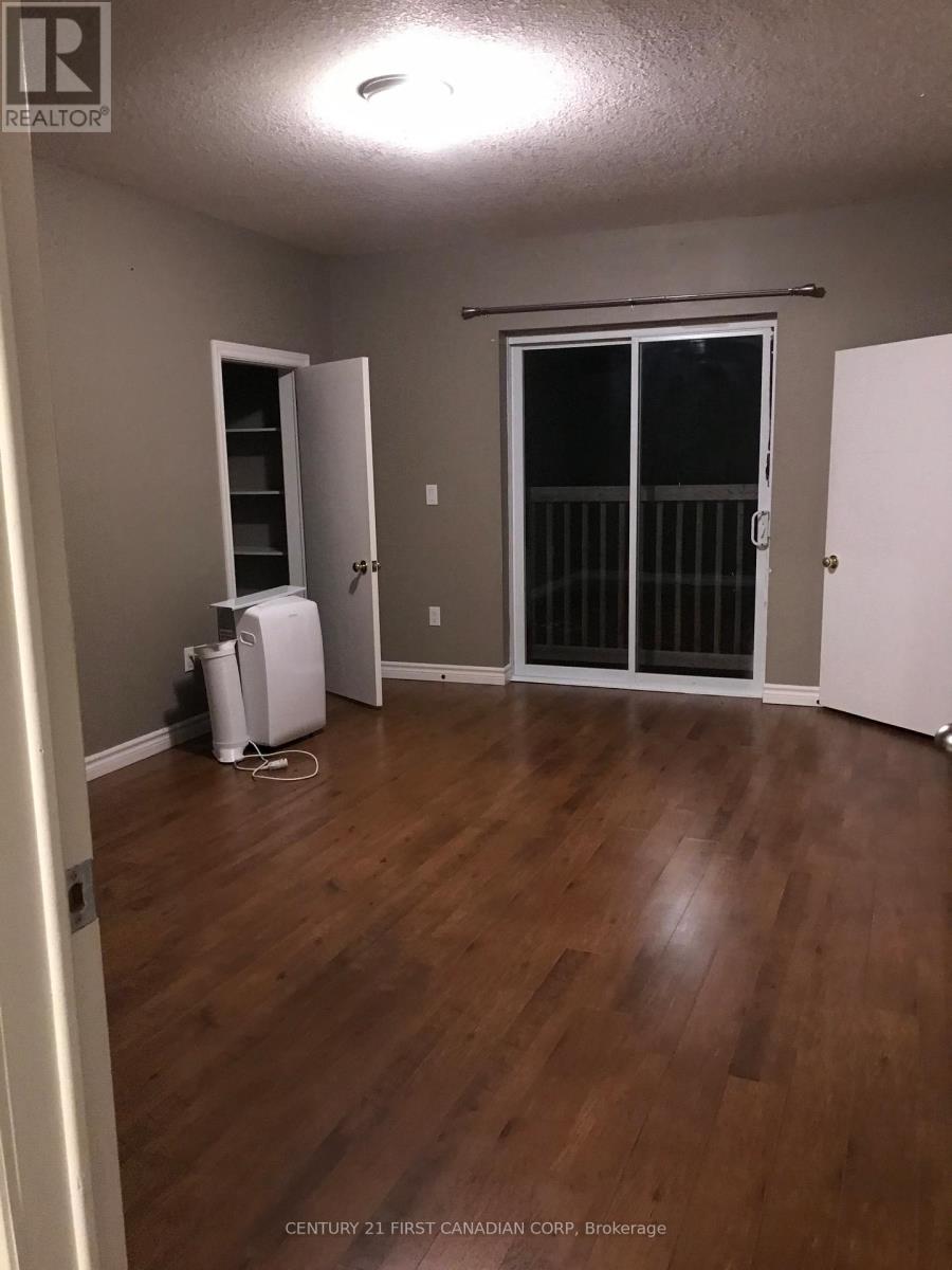 431 Albert Street, Strathroy-Caradoc, Ontario  N7G 1W8 - Photo 19 - X12492024