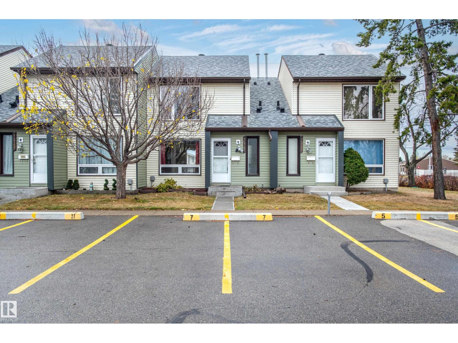 14707 25 Street Nw, Edmonton, Alberta  T5Y 2E8 - Photo 1 - E4464037