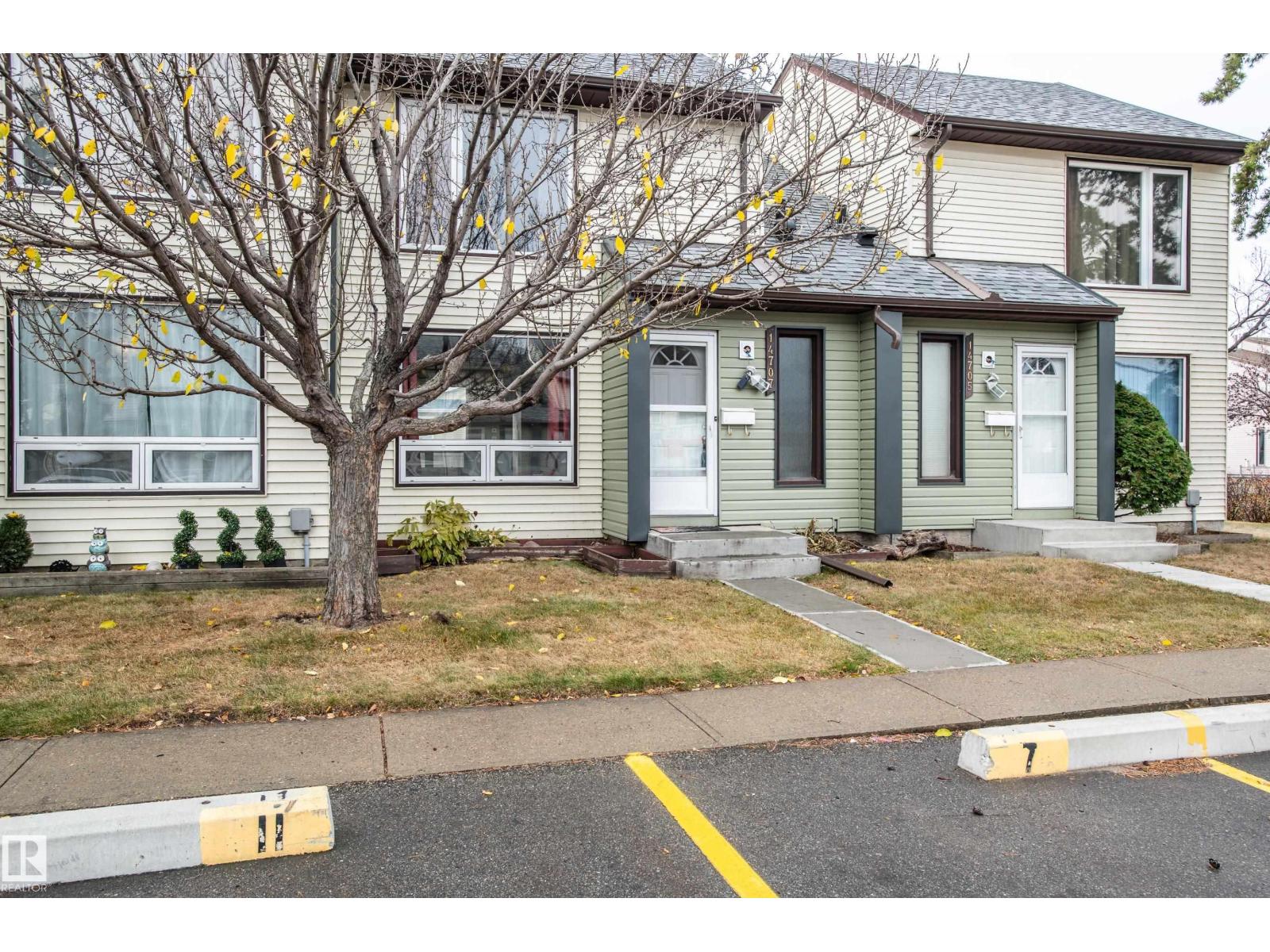 14707 25 Street Nw, Edmonton, Alberta  T5Y 2E8 - Photo 2 - E4464037
