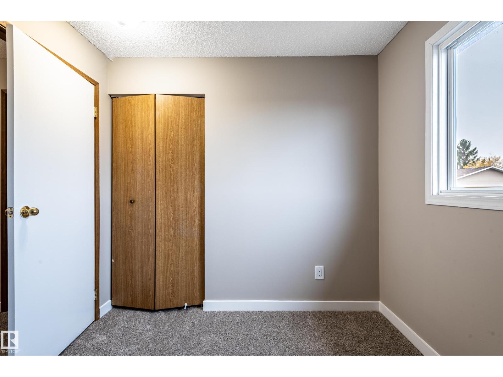 14707 25 Street Nw, Edmonton, Alberta  T5Y 2E8 - Photo 37 - E4464037