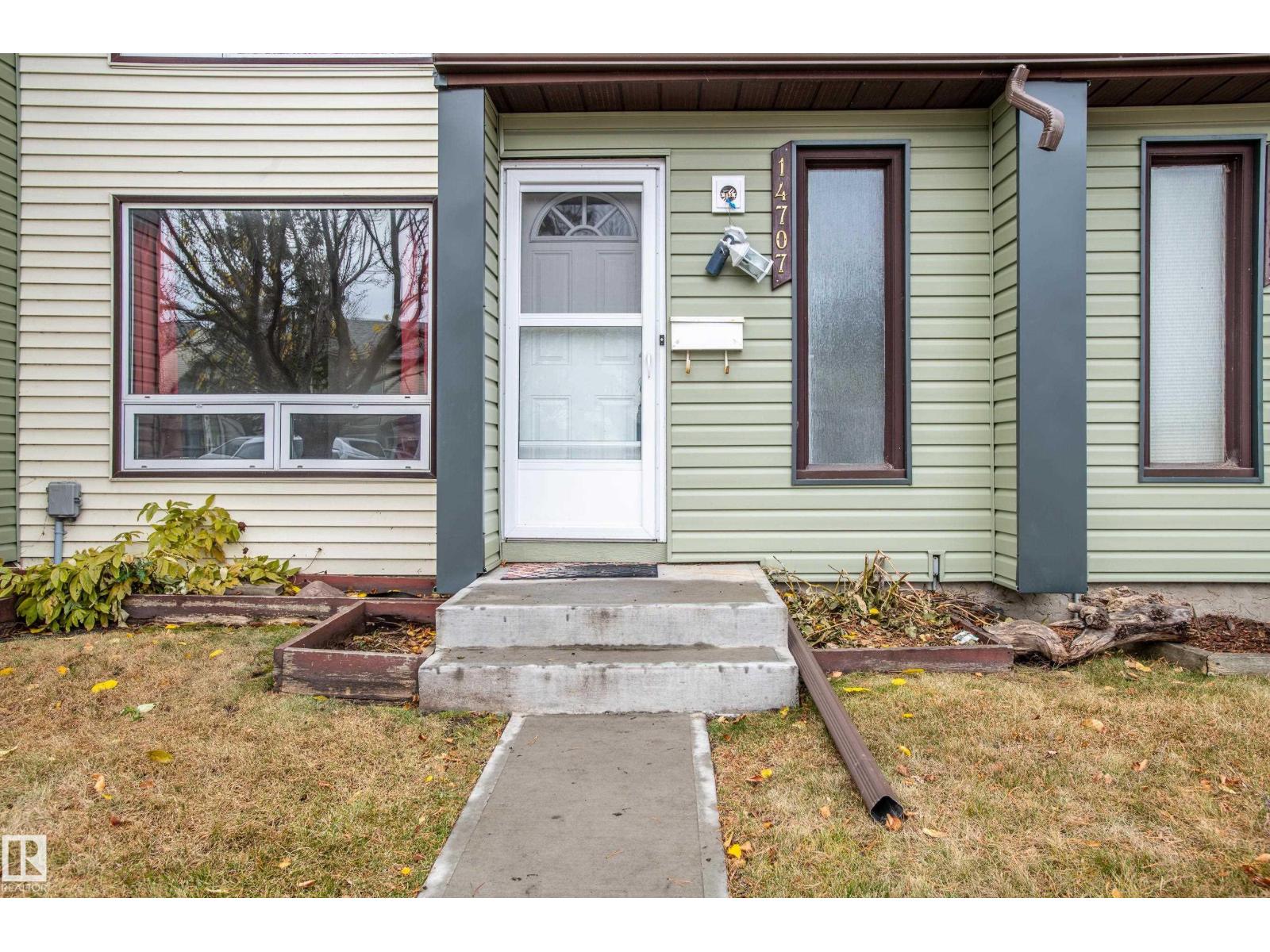 14707 25 Street Nw, Edmonton, Alberta  T5Y 2E8 - Photo 4 - E4464037