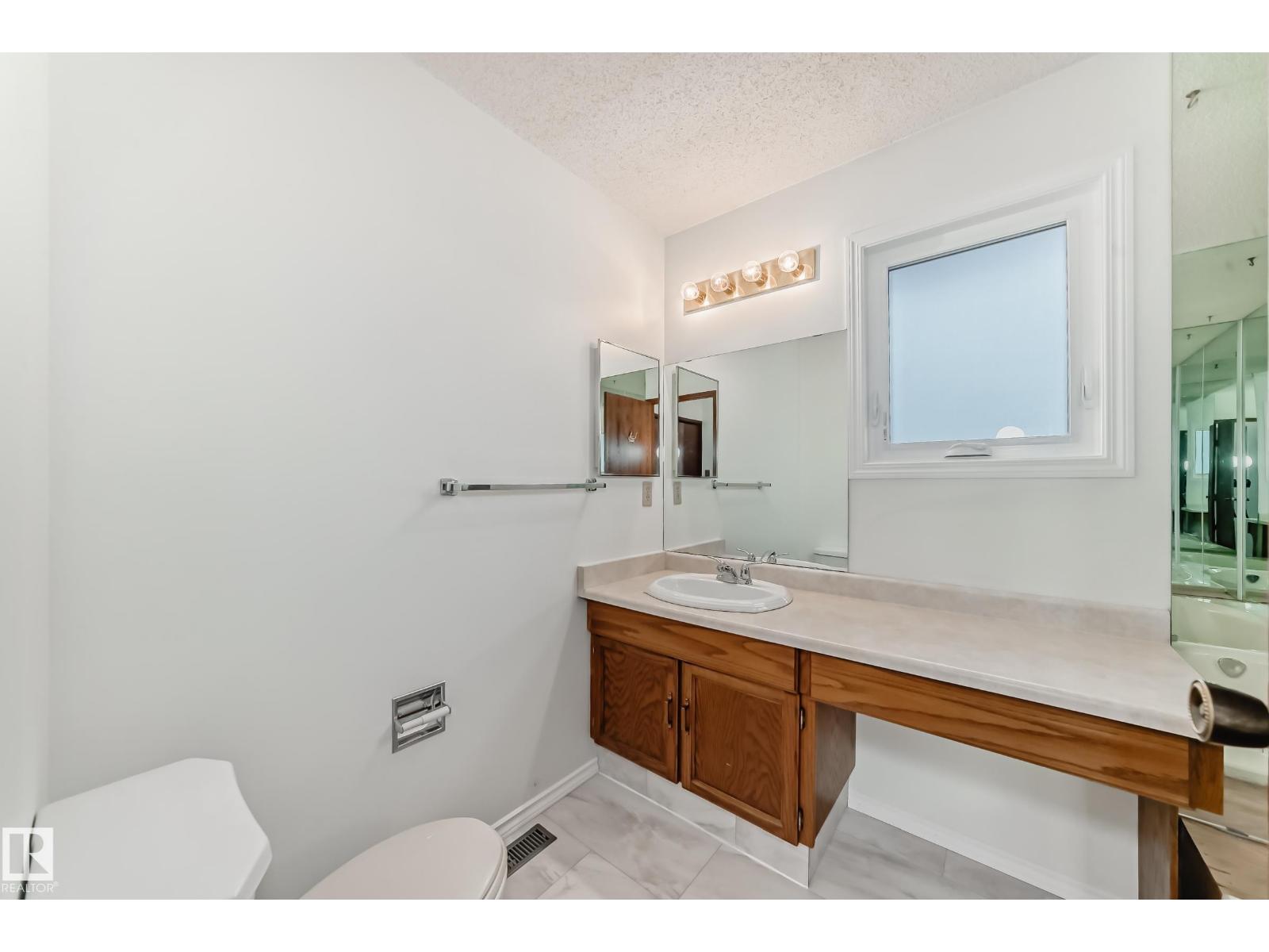 1028 107 St Nw, Edmonton, Alberta  T6J 6H2 - Photo 23 - E4464038