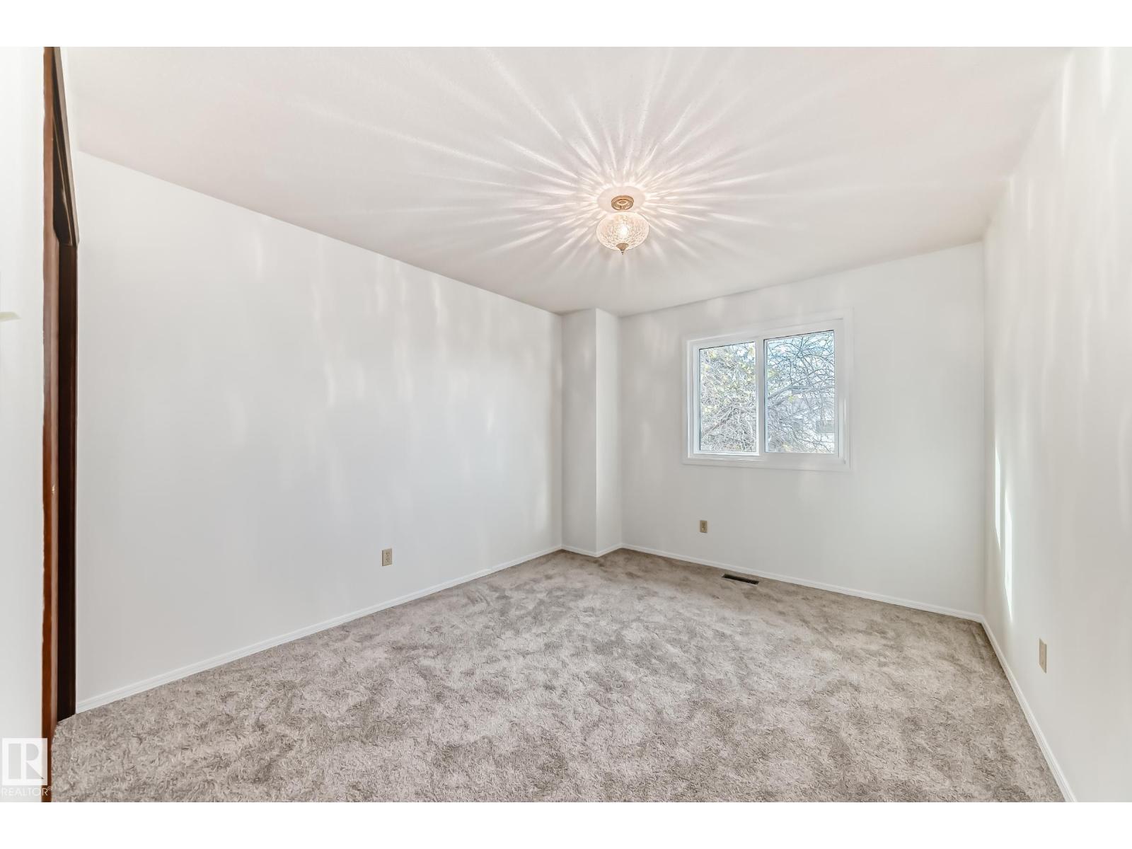 1028 107 St Nw, Edmonton, Alberta  T6J 6H2 - Photo 24 - E4464038