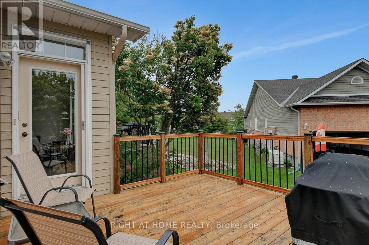 36 Sable Run Drive, Ottawa, Ontario  K2S 1W8 - Photo 32 - X12492022