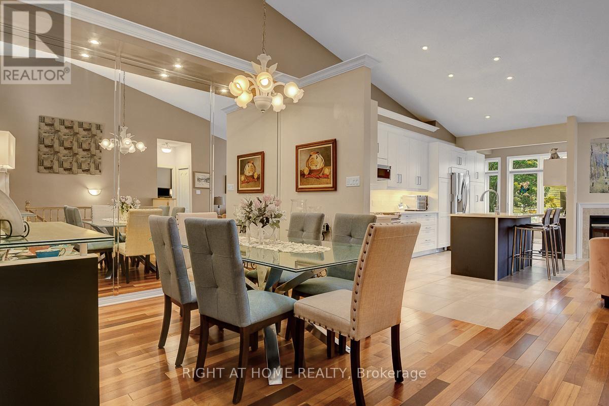 36 Sable Run Drive, Ottawa, Ontario  K2S 1W8 - Photo 5 - X12492022