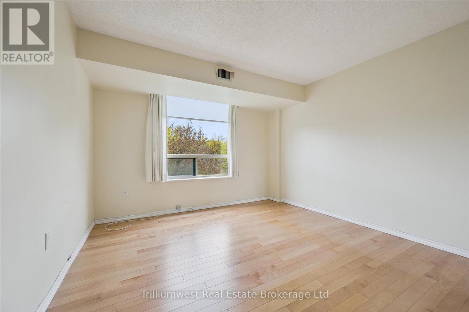 305 - 55 Blue Springs Drive, Waterloo, Ontario  N2J 4T3 - Photo 33 - X12491386