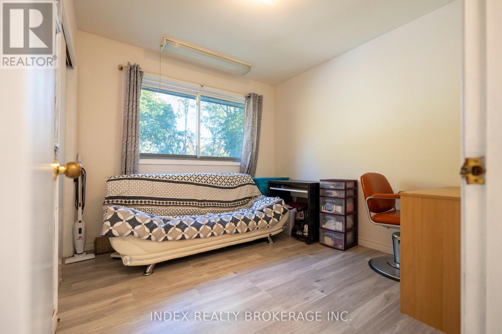 3664 Arlington Avenue, Niagara Falls, Ontario  L2J 2X2 - Photo 16 - X12491452