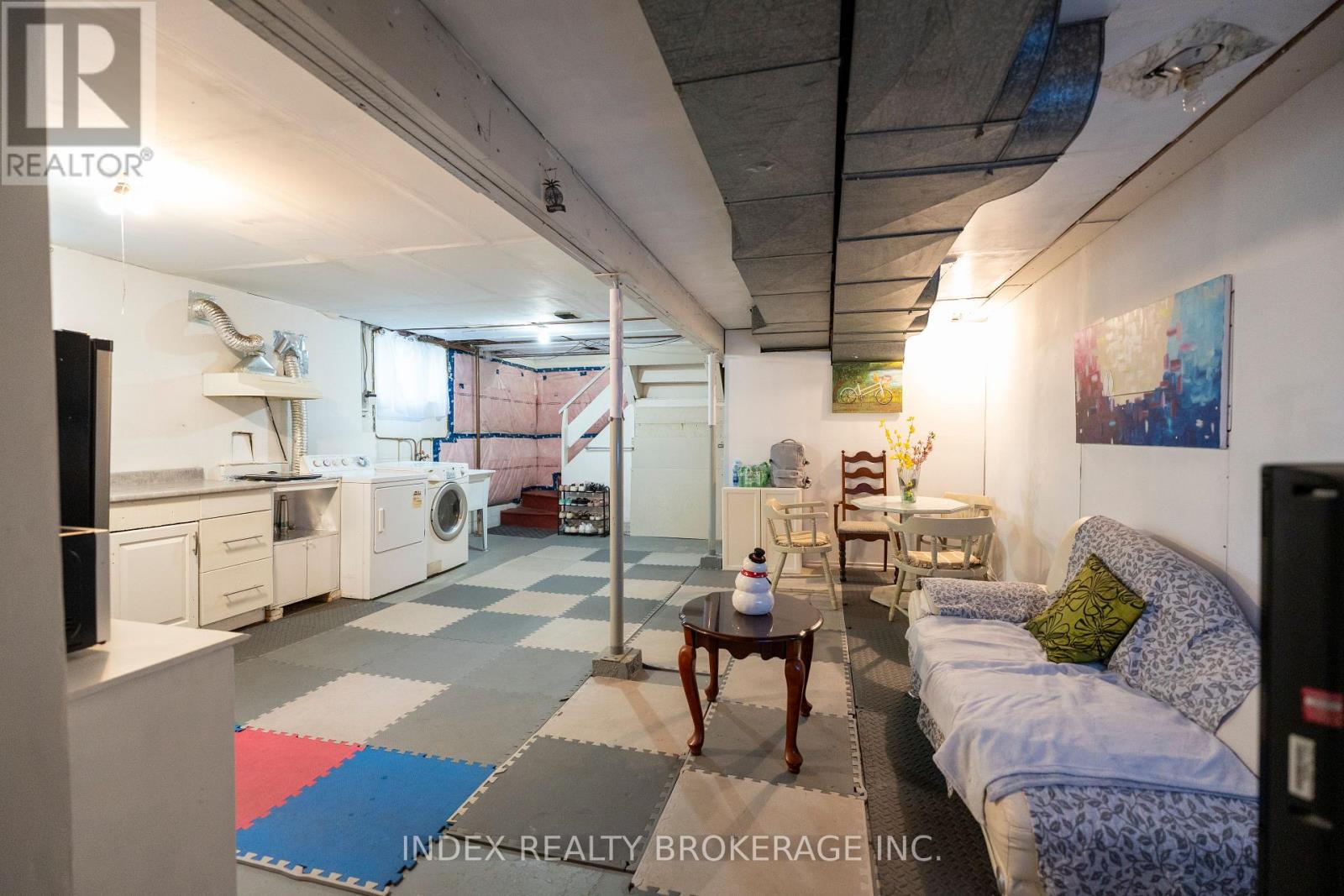 3664 Arlington Avenue, Niagara Falls, Ontario  L2J 2X2 - Photo 35 - X12491452