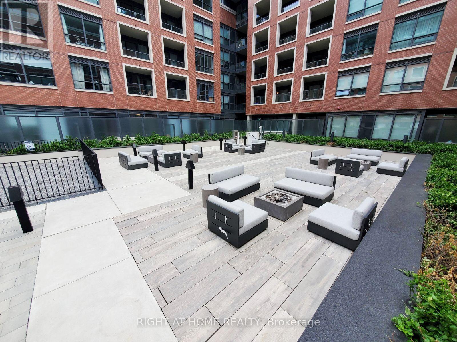 1308 - 33 Frederick Todd Way, Toronto, Ontario  M4G 0C9 - Photo 18 - C12491588