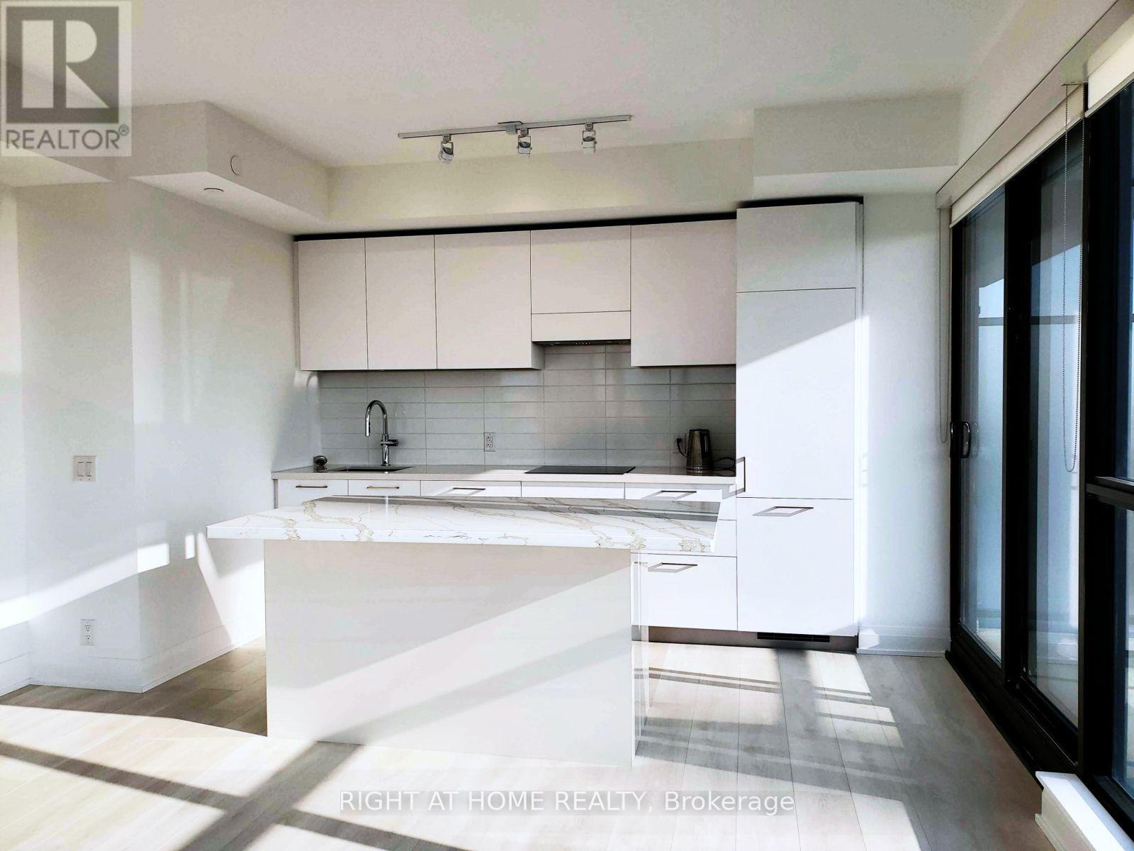 1308 - 33 Frederick Todd Way, Toronto, Ontario  M4G 0C9 - Photo 3 - C12491588