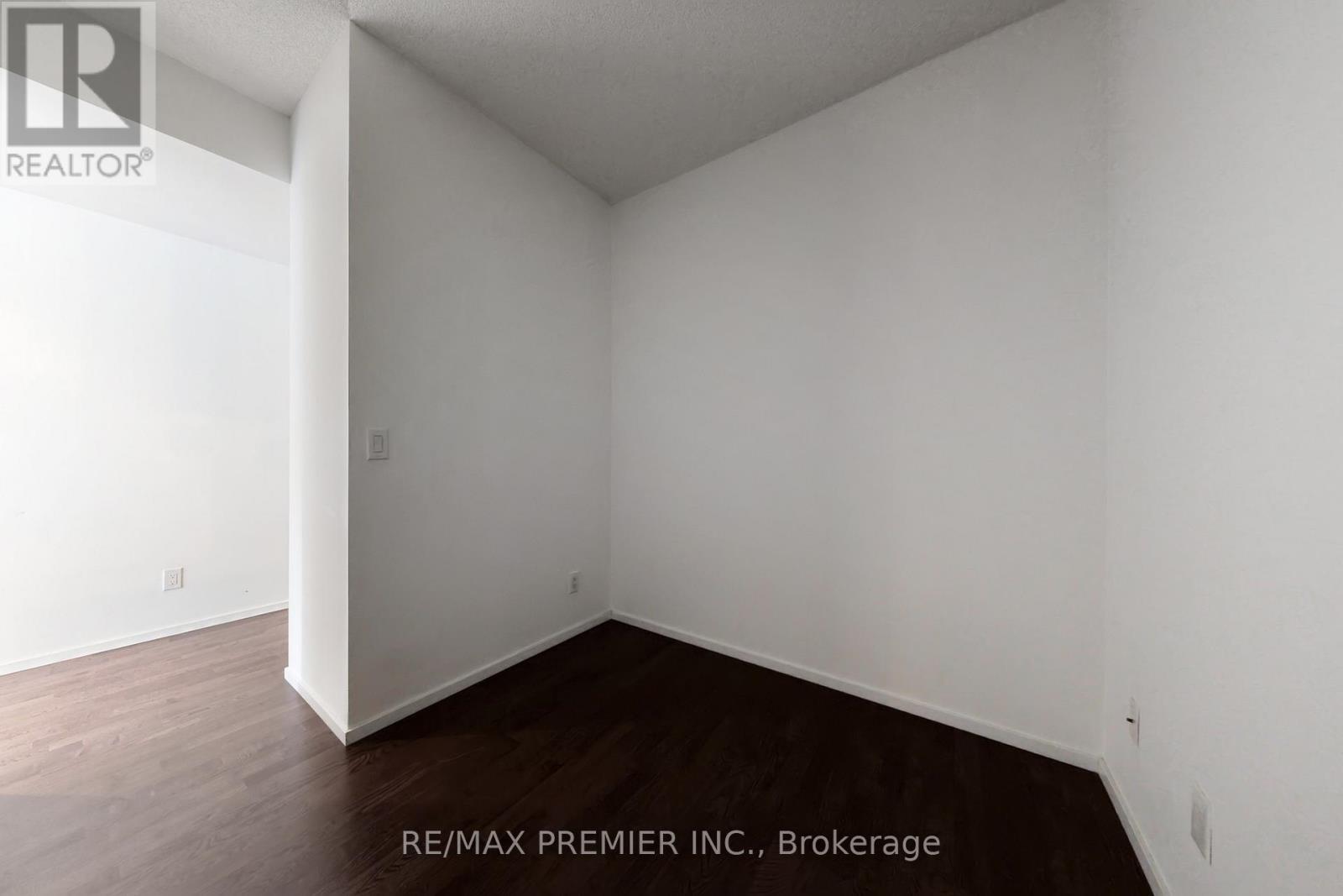 1101 - 8 Charlotte Street, Toronto, Ontario  M5V 0K4 - Photo 21 - C12491600