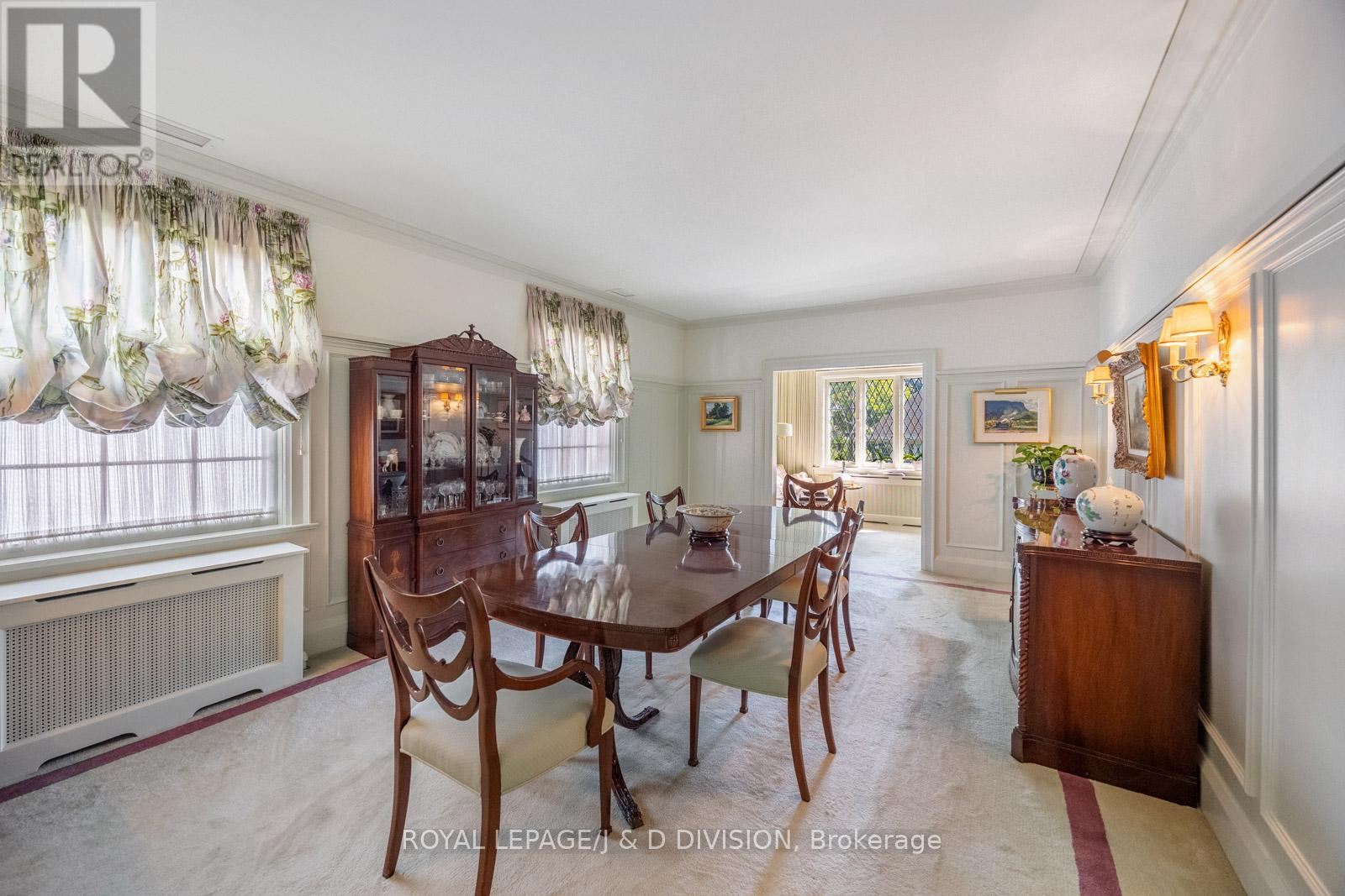 4 Highbourne Road, Toronto, Ontario  M5P 2J2 - Photo 25 - C12491888