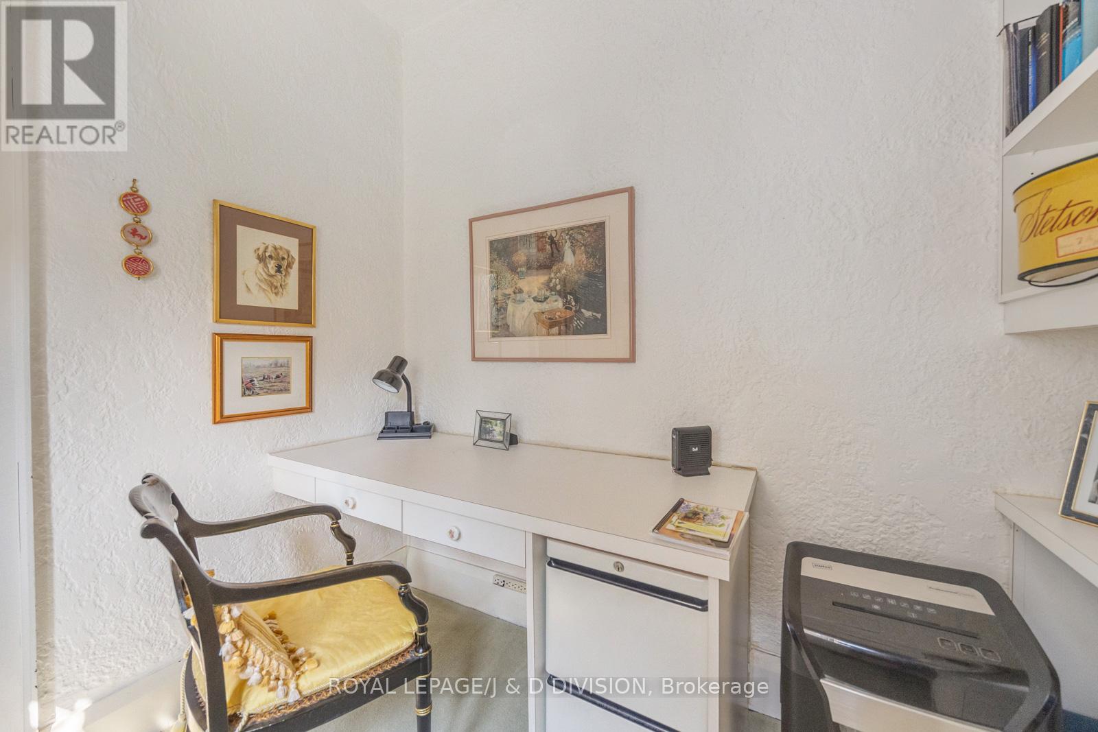 4 Highbourne Road, Toronto, Ontario  M5P 2J2 - Photo 36 - C12491888