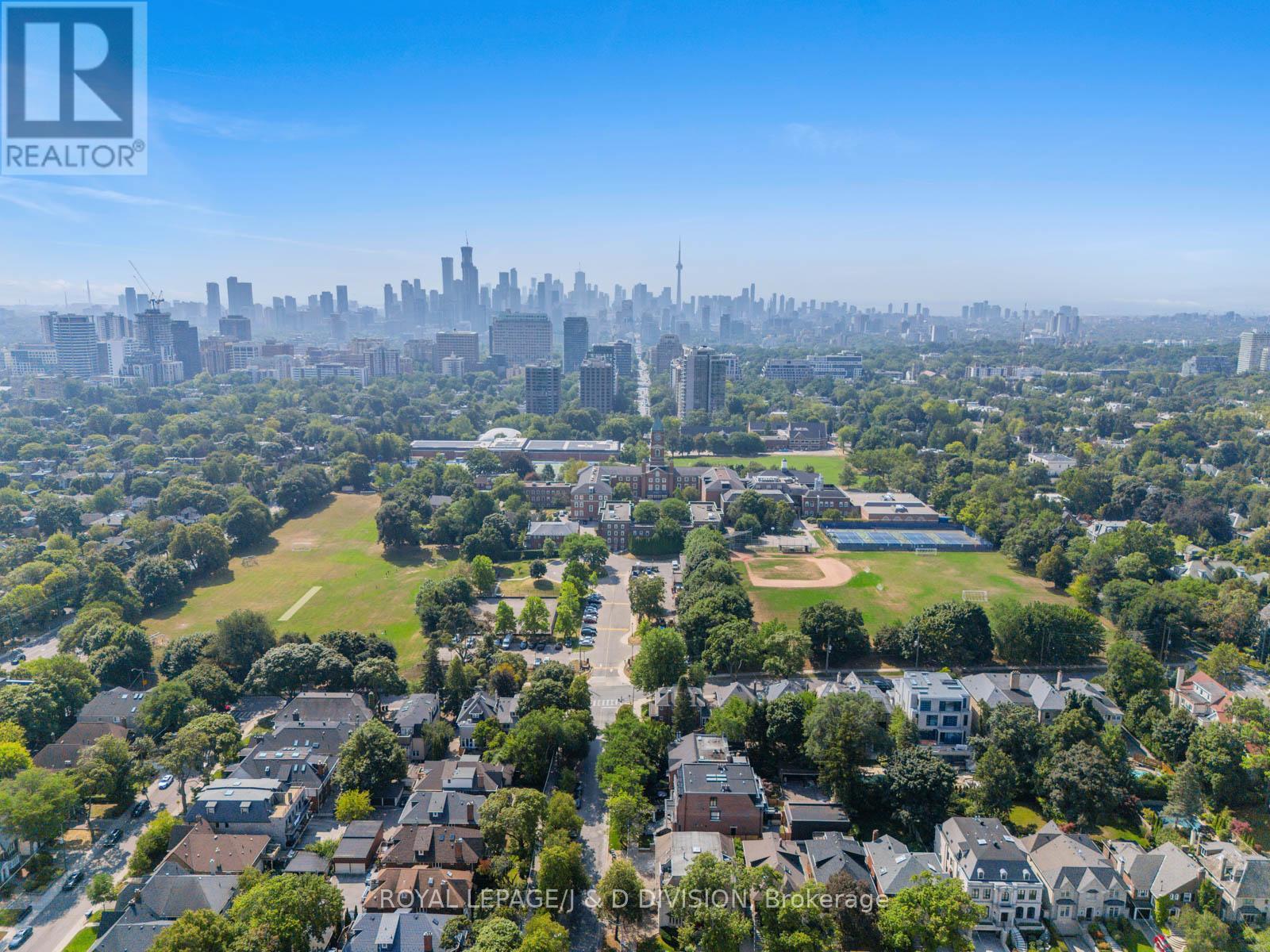 4 Highbourne Road, Toronto, Ontario  M5P 2J2 - Photo 47 - C12491888