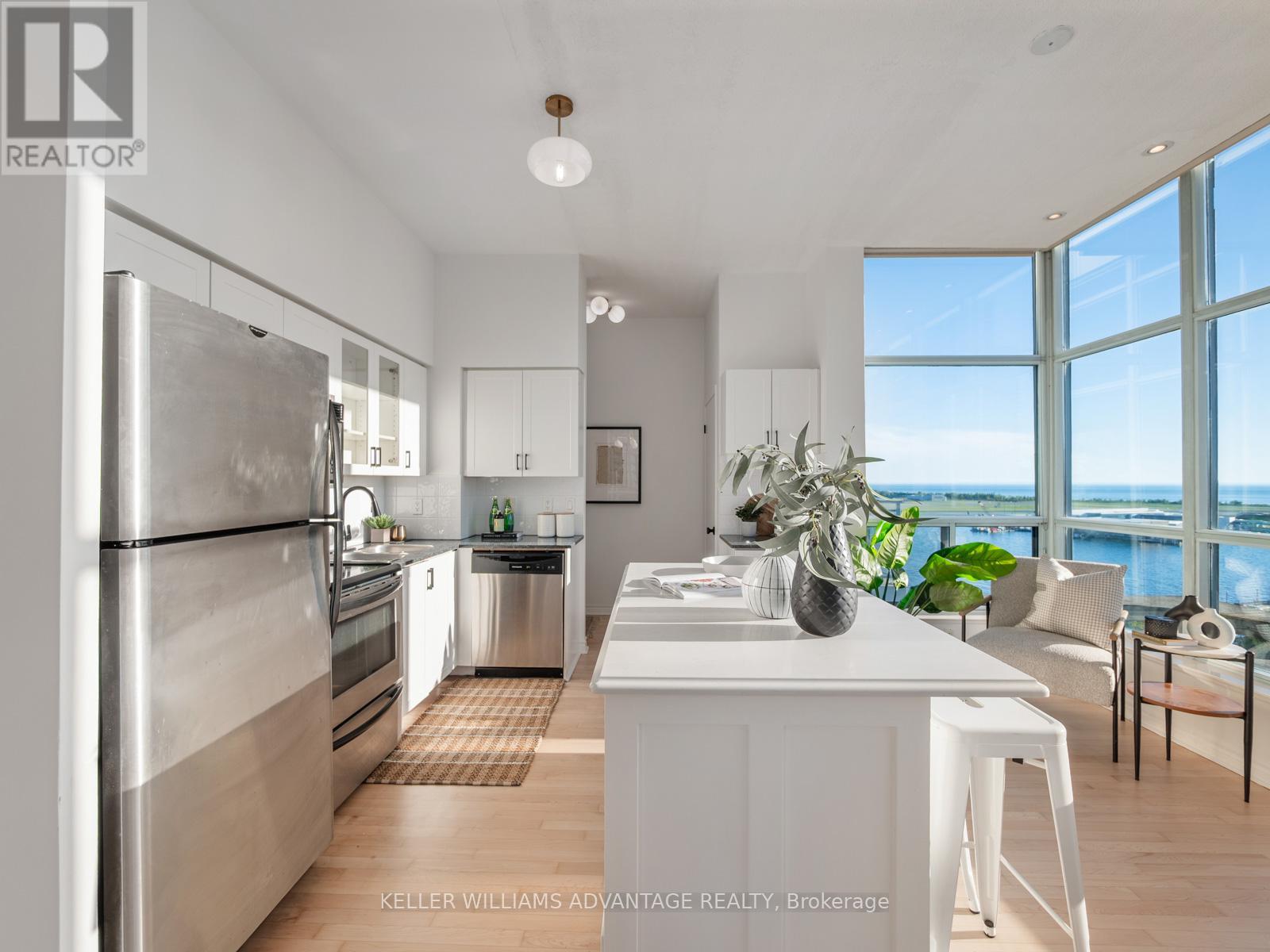 Uph3 - 410 Queens Quay W, Toronto, Ontario  M5V 3T1 - Photo 4 - C12491952