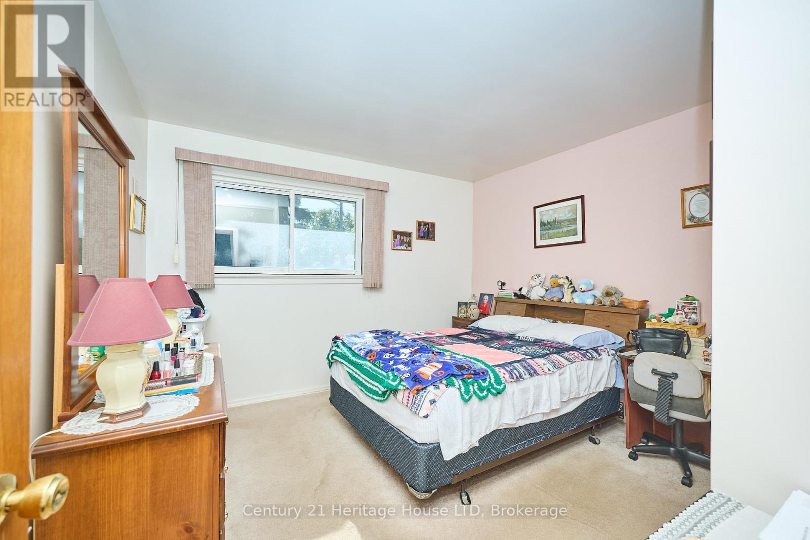 18 Court Street, Fort Erie, Ontario  L2A 2G4 - Photo 12 - X12492096