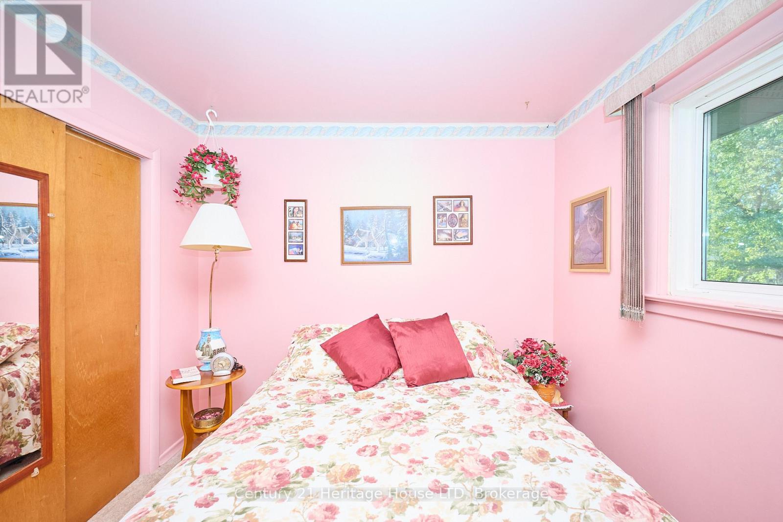 18 Court Street, Fort Erie, Ontario  L2A 2G4 - Photo 15 - X12492096