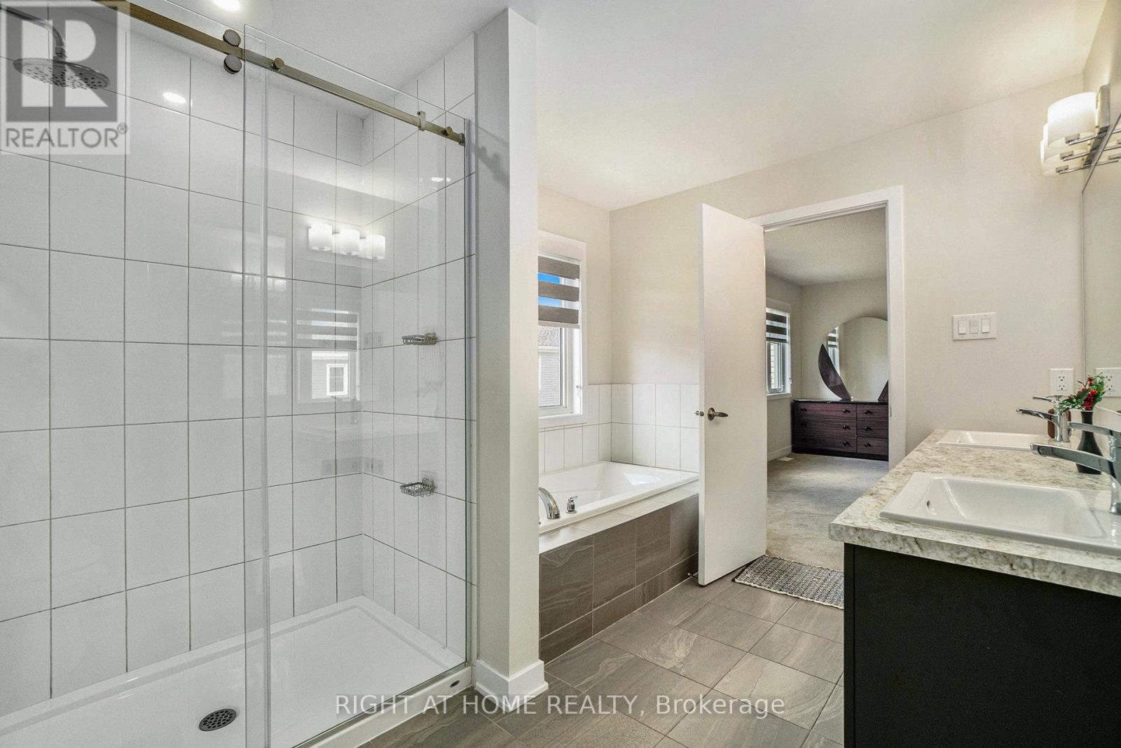 657 Terrier Circle, Ottawa, Ontario  K0A 2Z0 - Photo 20 - X12296390