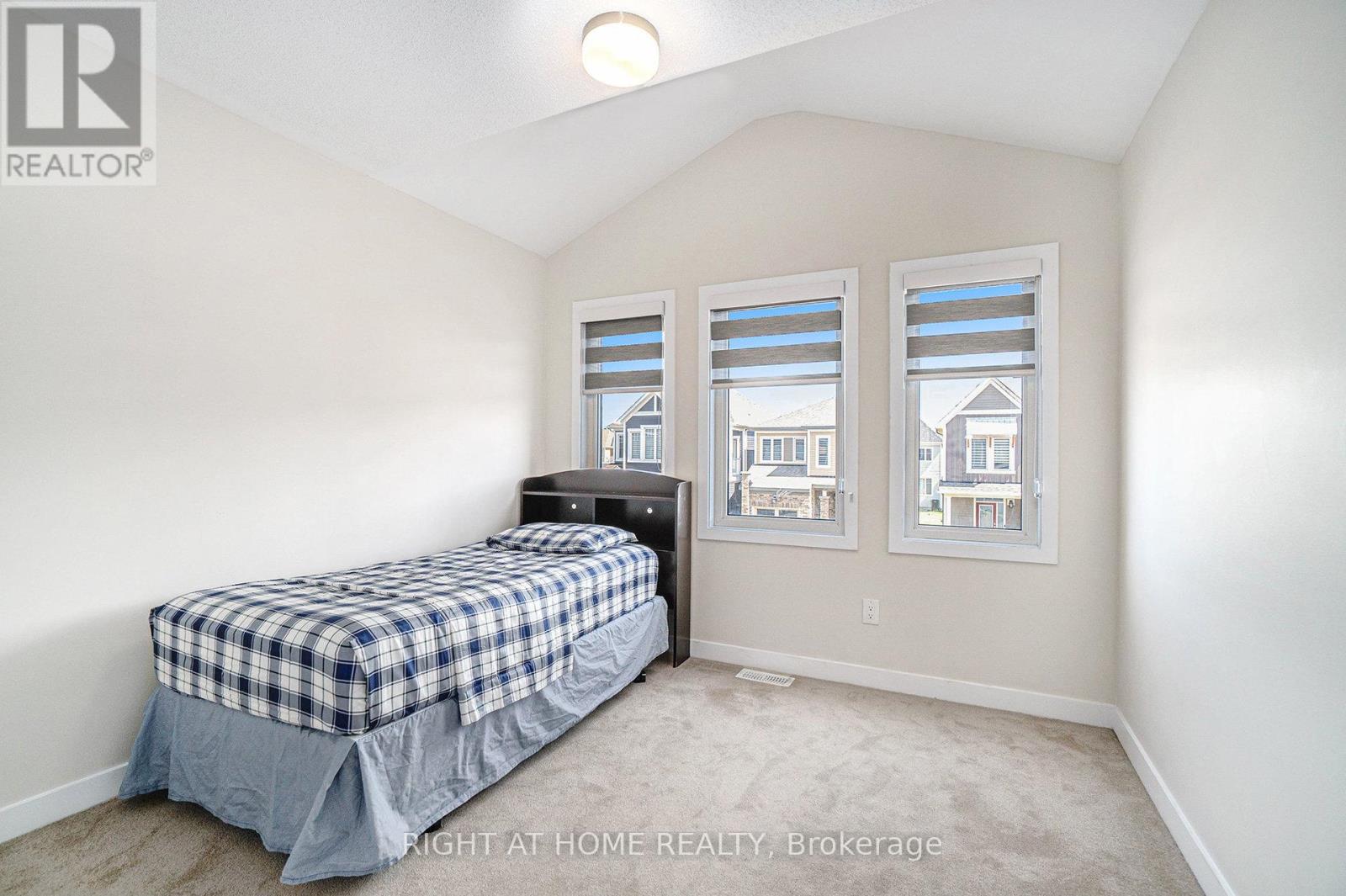 657 Terrier Circle, Ottawa, Ontario  K0A 2Z0 - Photo 22 - X12296390