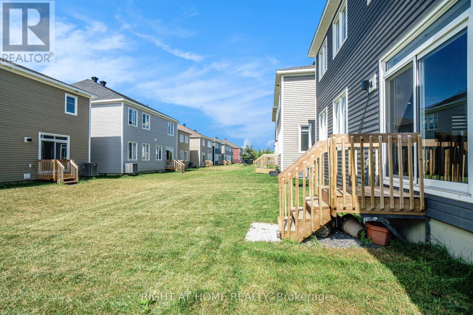 657 Terrier Circle, Ottawa, Ontario  K0A 2Z0 - Photo 29 - X12296390