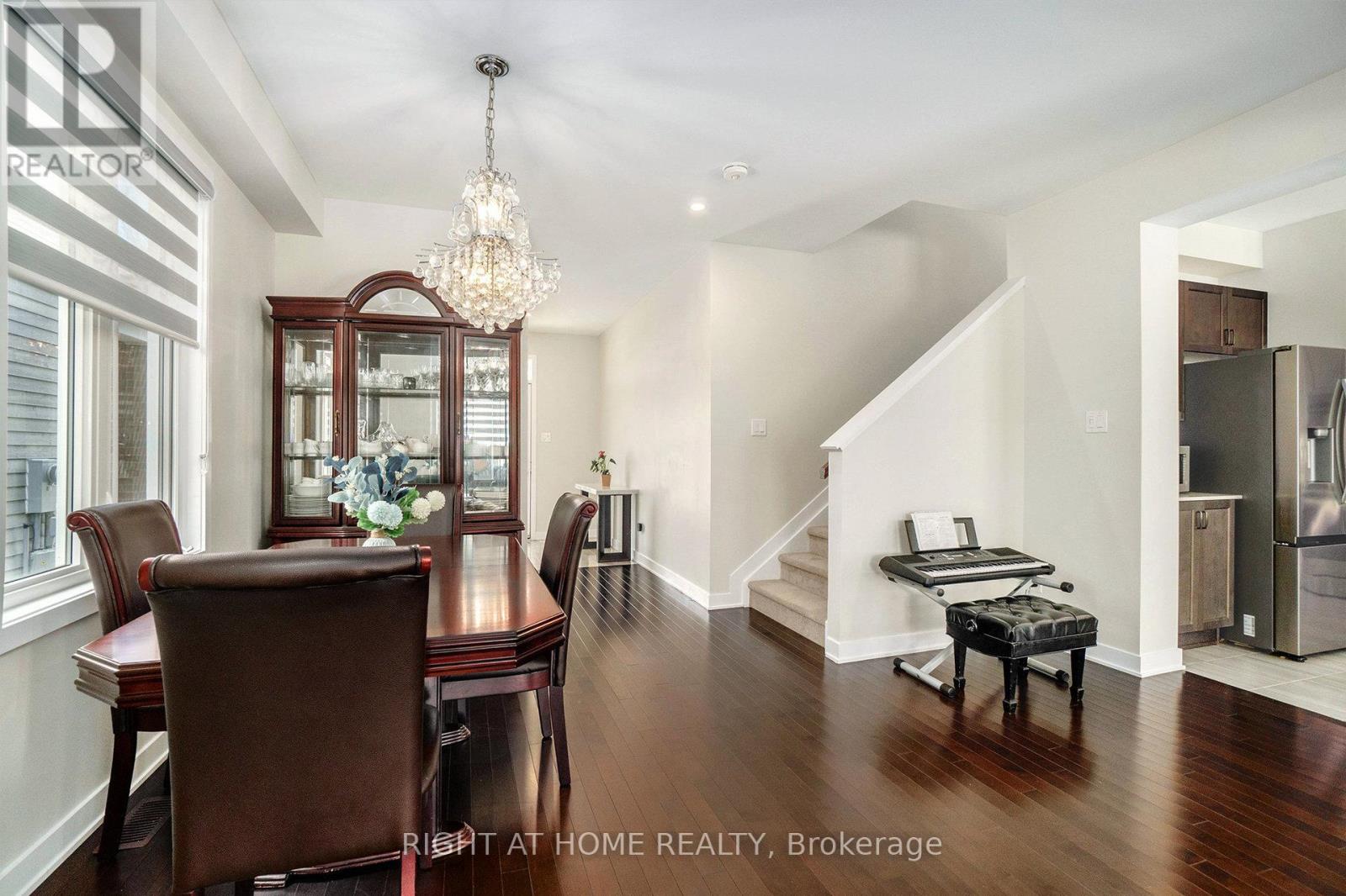 657 Terrier Circle, Ottawa, Ontario  K0A 2Z0 - Photo 7 - X12296390