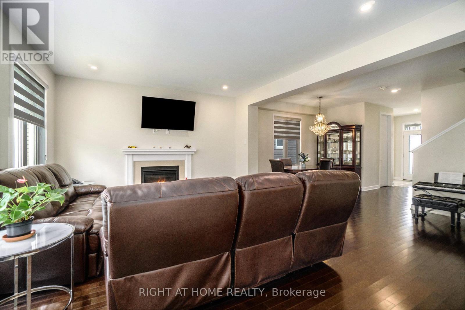 657 Terrier Circle, Ottawa, Ontario  K0A 2Z0 - Photo 6 - X12296390