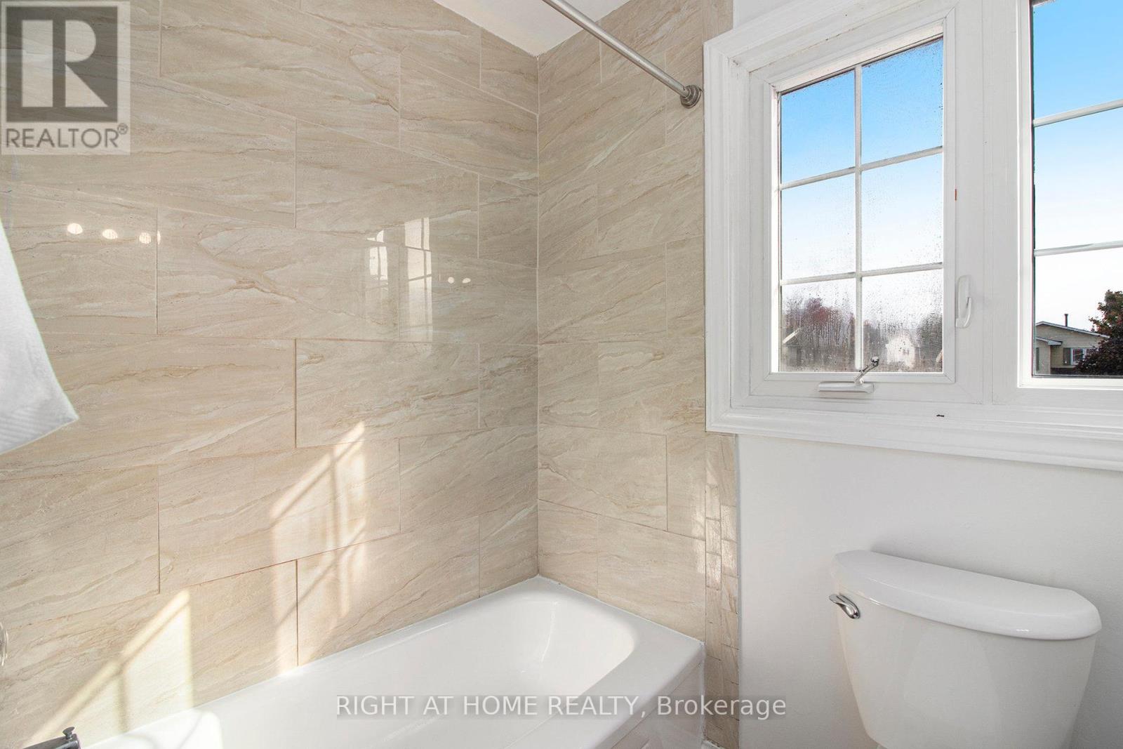 6357 St Louis Drive, Ottawa, Ontario  K1C 2X9 - Photo 23 - X12479102