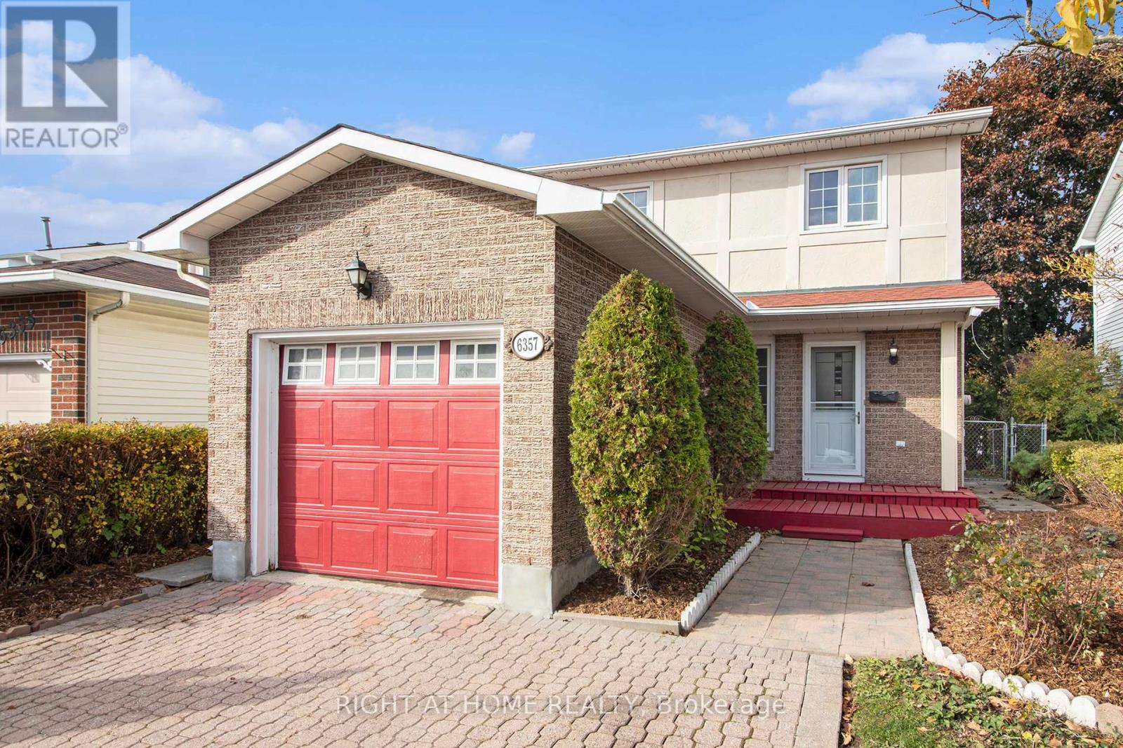 6357 St Louis Drive, Ottawa, Ontario  K1C 2X9 - Photo 3 - X12479102