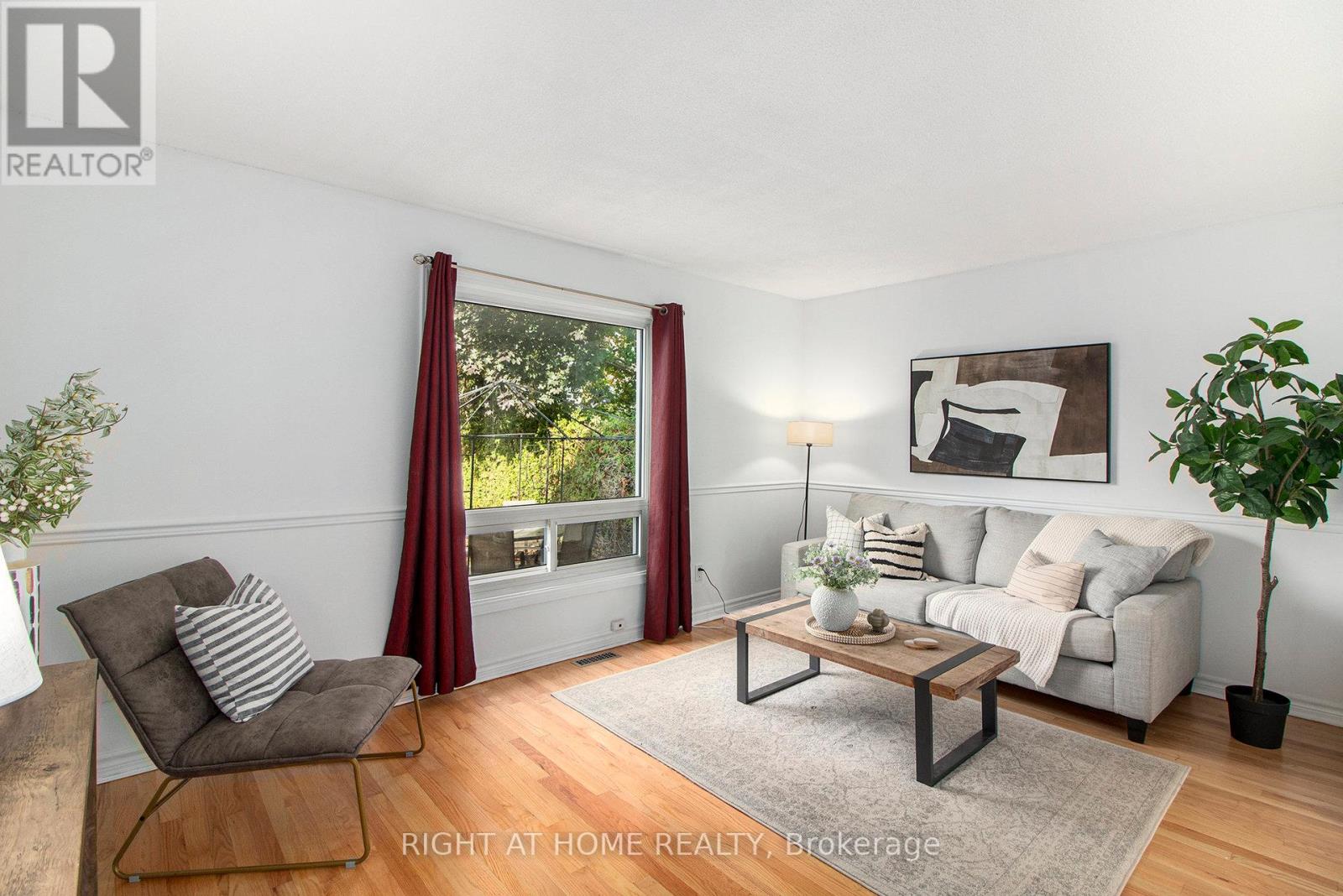 6357 St Louis Drive, Ottawa, Ontario  K1C 2X9 - Photo 7 - X12479102