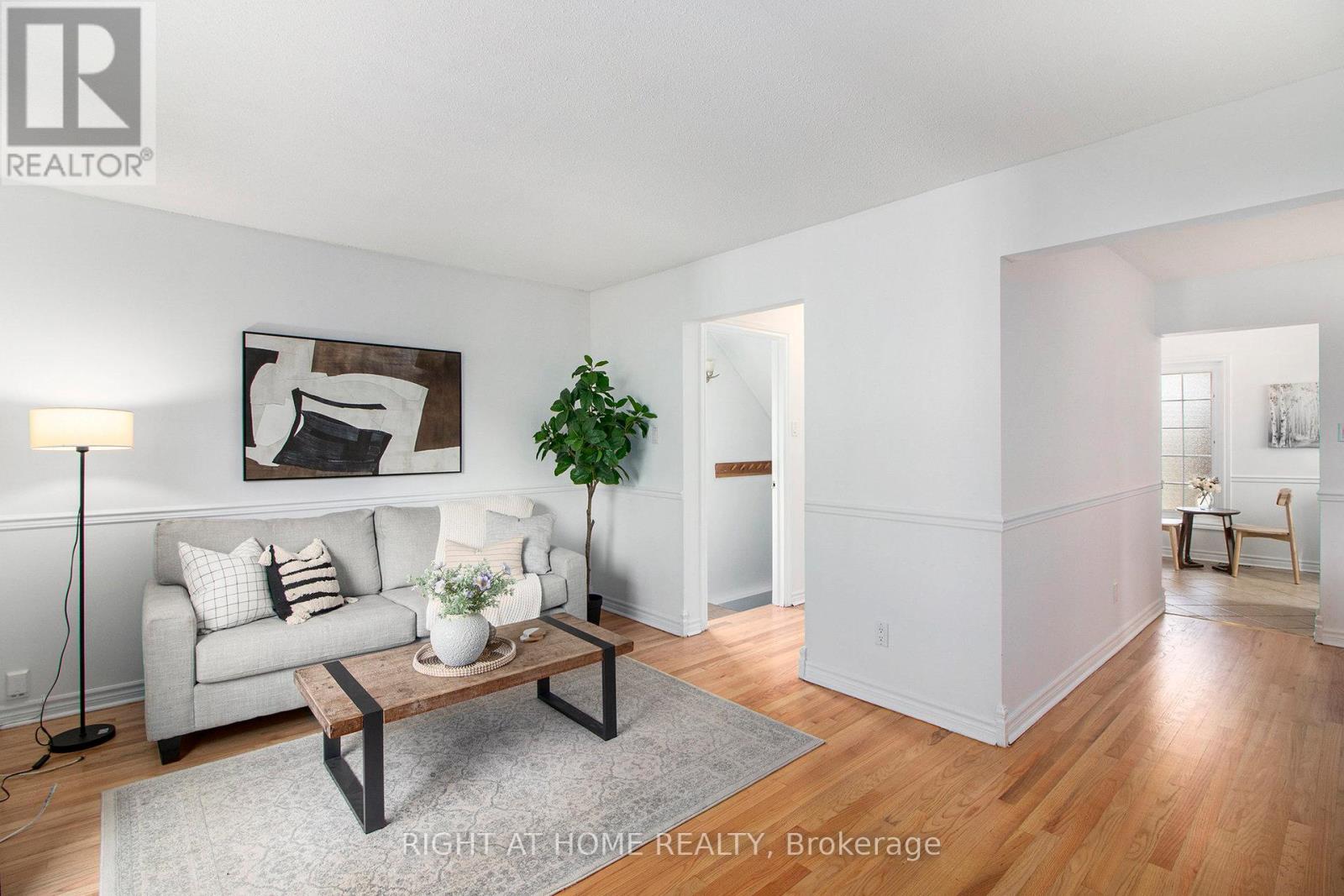 6357 St Louis Drive, Ottawa, Ontario  K1C 2X9 - Photo 6 - X12479102