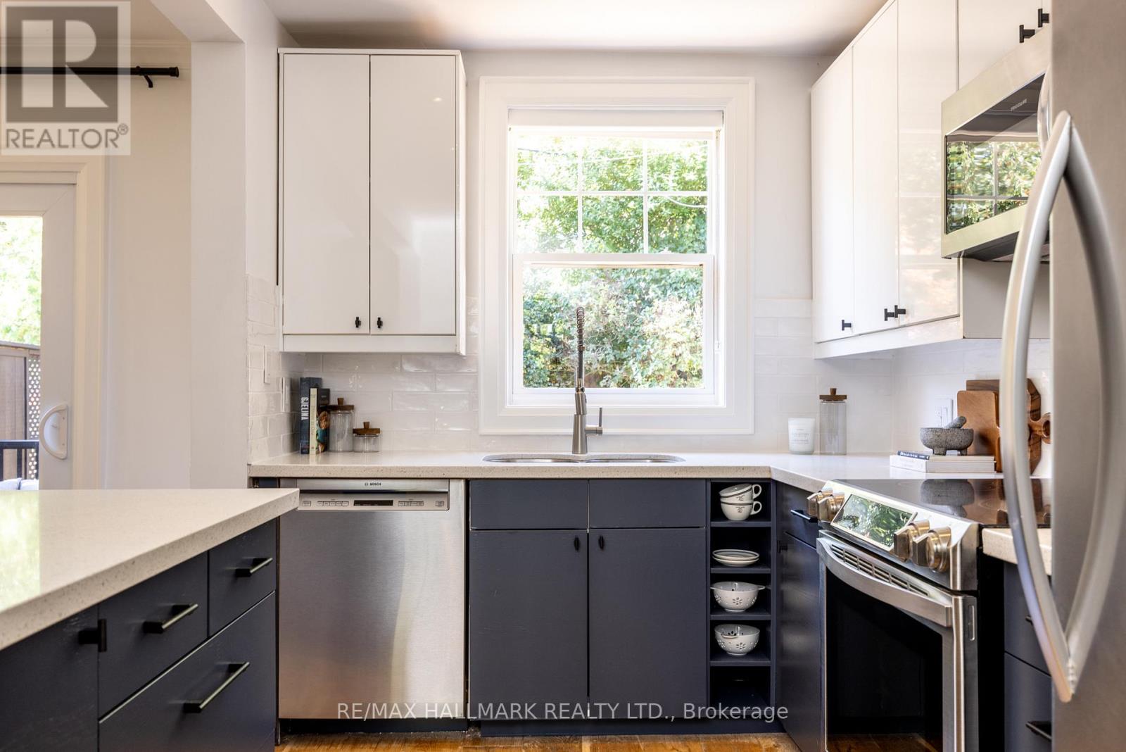 74 Willow Avenue, Toronto, Ontario  M4E 3K2 - Photo 10 - E12491606