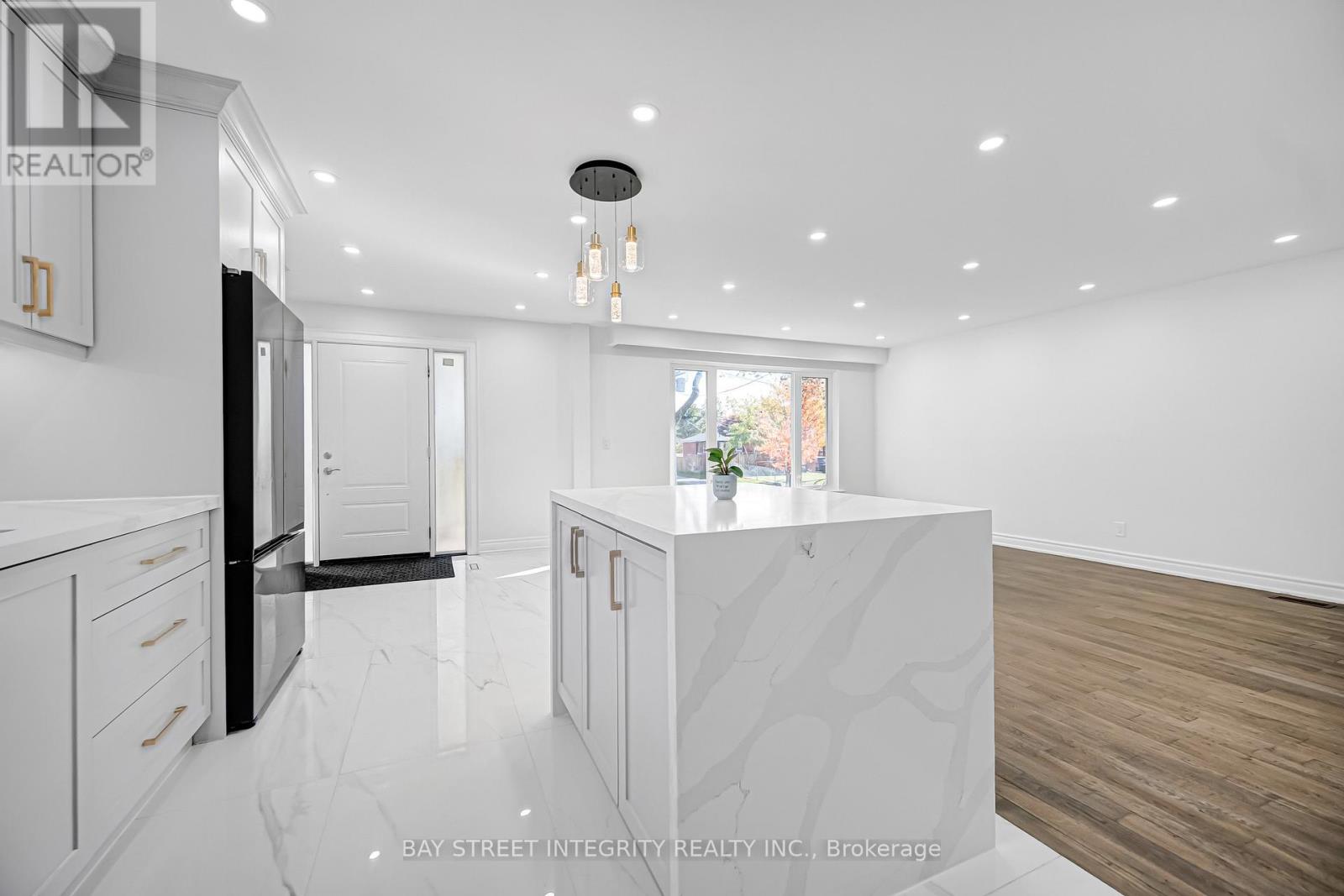 14 Madrid Street, Toronto, Ontario  M1P 4L8 - Photo 14 - E12491624